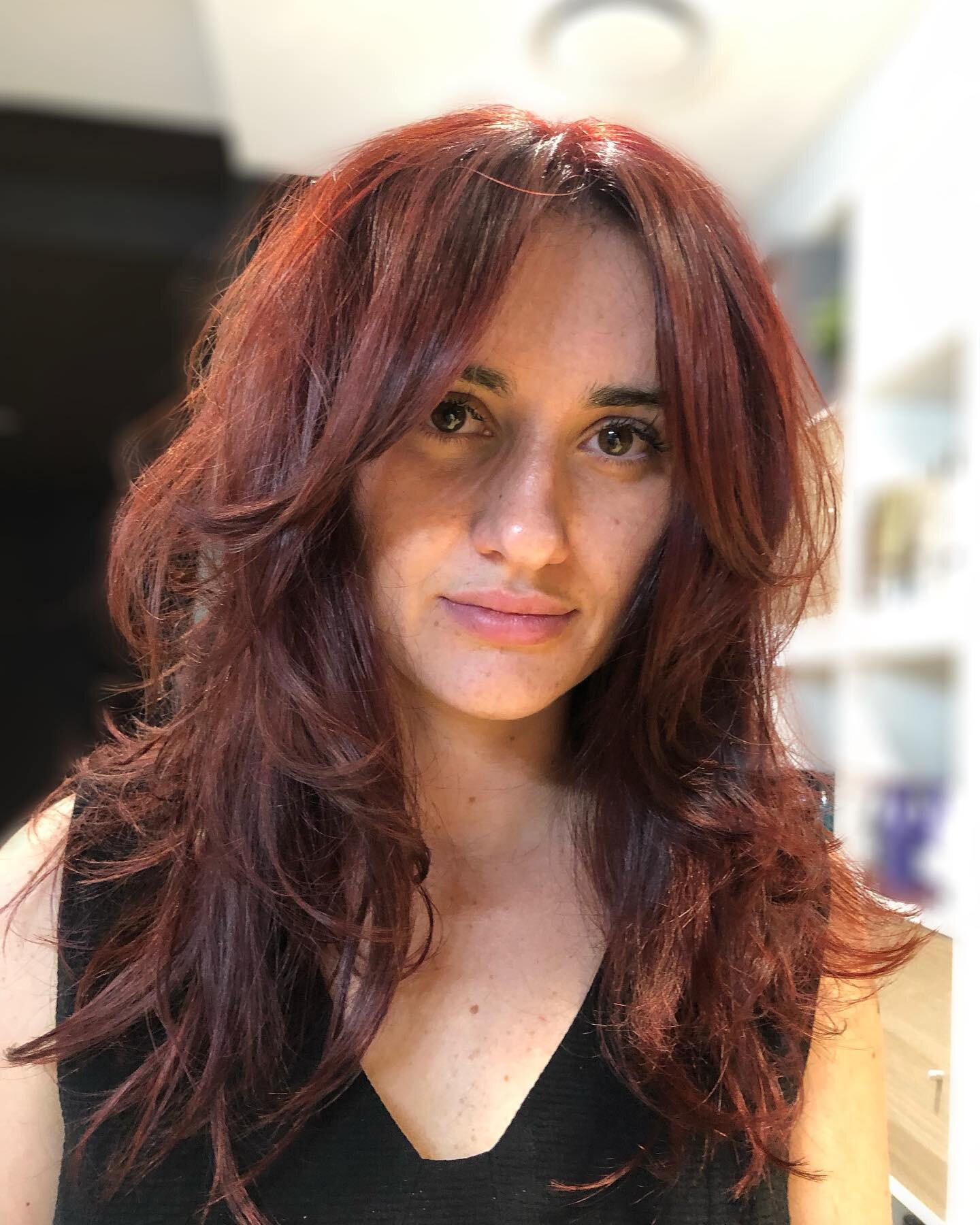 One of my favourite looks right now !  Long shag, big bouncy hair face framed and textured all over. Dry texture spray and volume powder is your best friend for this cool look!@moratisirhanis#shaghaircut #longhair #bobhaircut #livedinhair #curatedcut