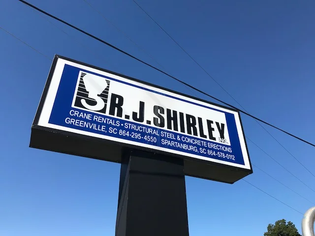 pylon signs.jpg