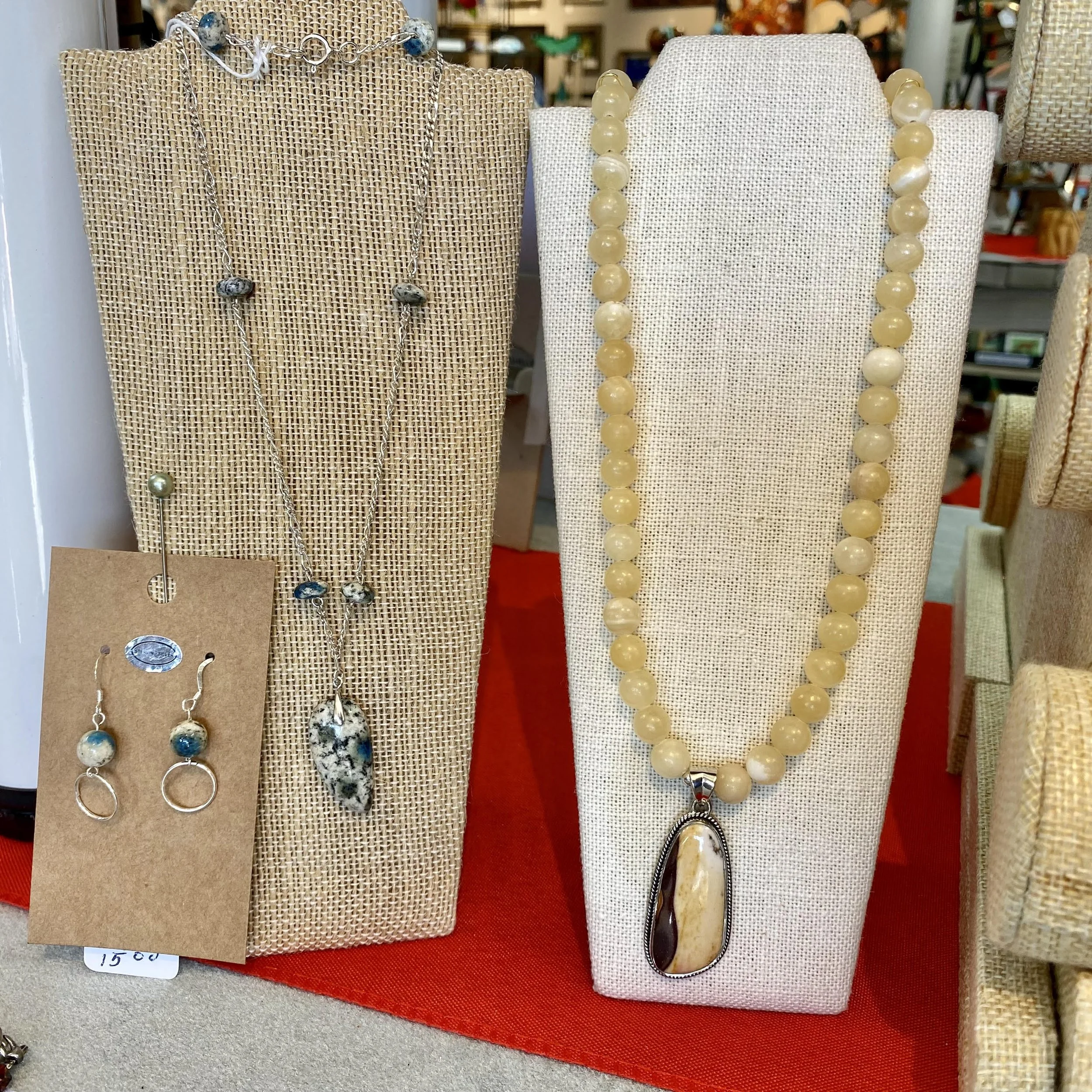 SAjewelry001.jpg