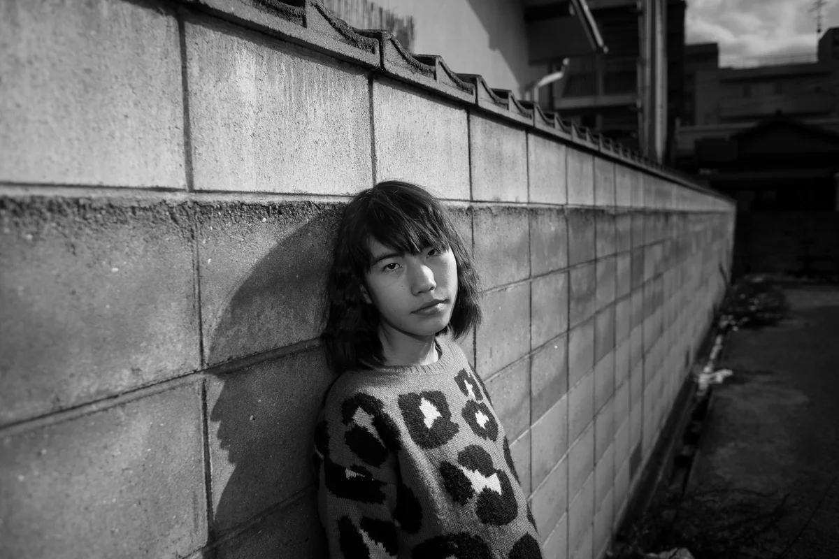 aya_shadow (1 of 1).jpg