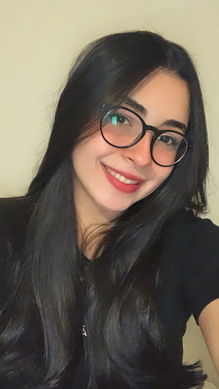 Camila M. Santiago Díaz (Spanish & English Translator)