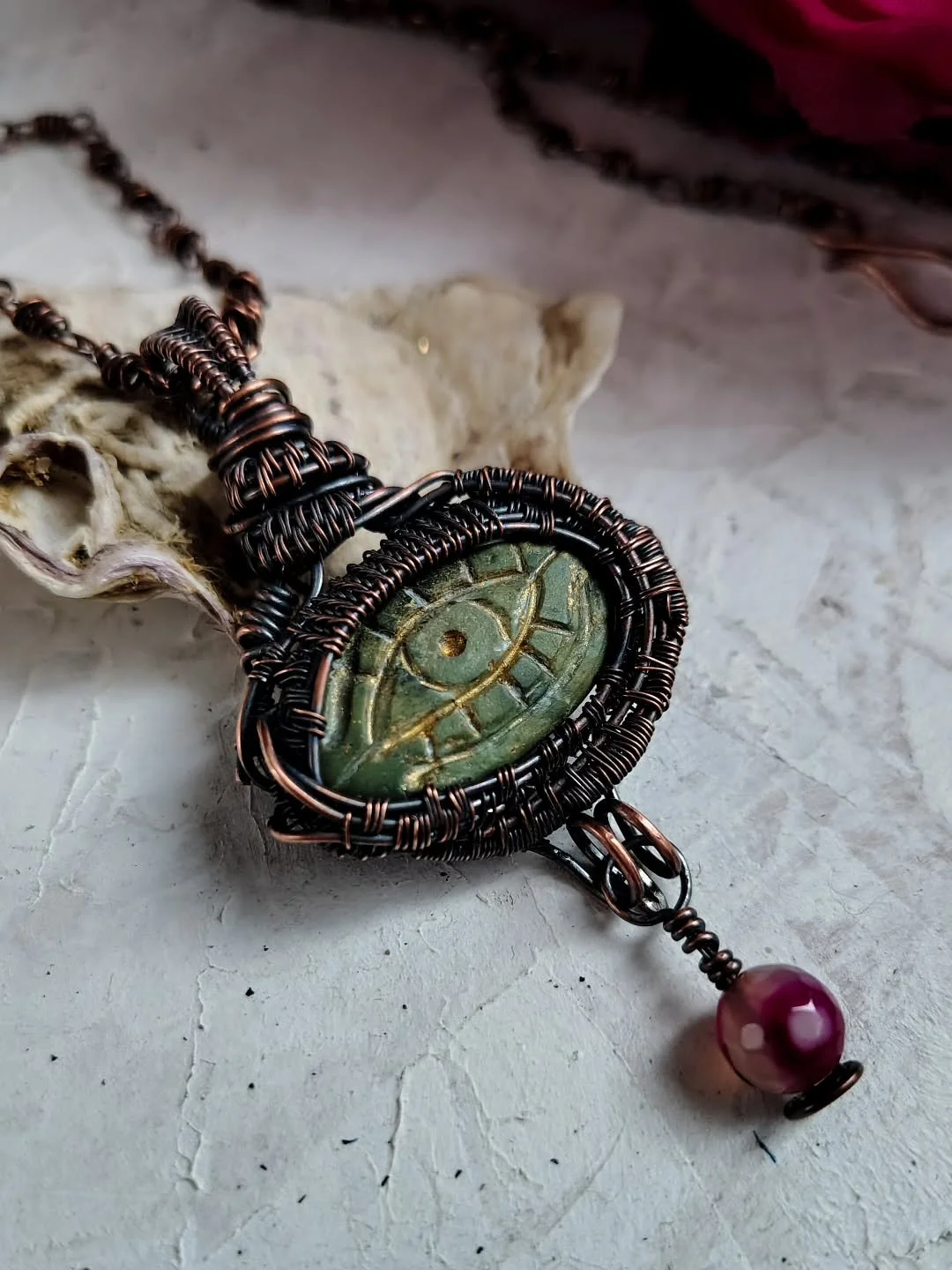 This one found a home already, but I wanted to show you anyway.
The first pendant made with one of the sea pebbles I carved.
An eye of protection for the weird time we are living.
❤️