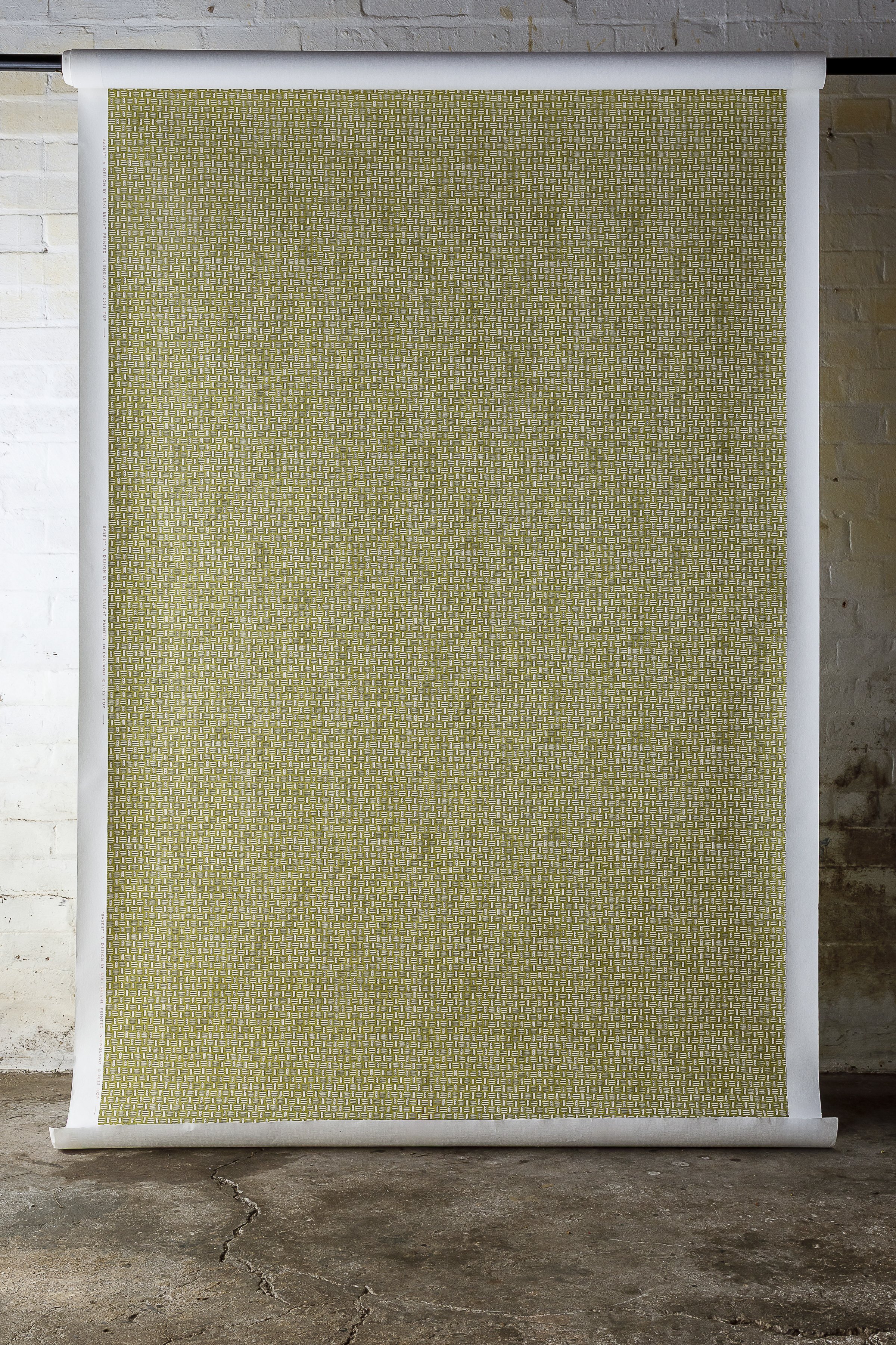 Beki Bright Apple Green Basket Wallpaper.jpg