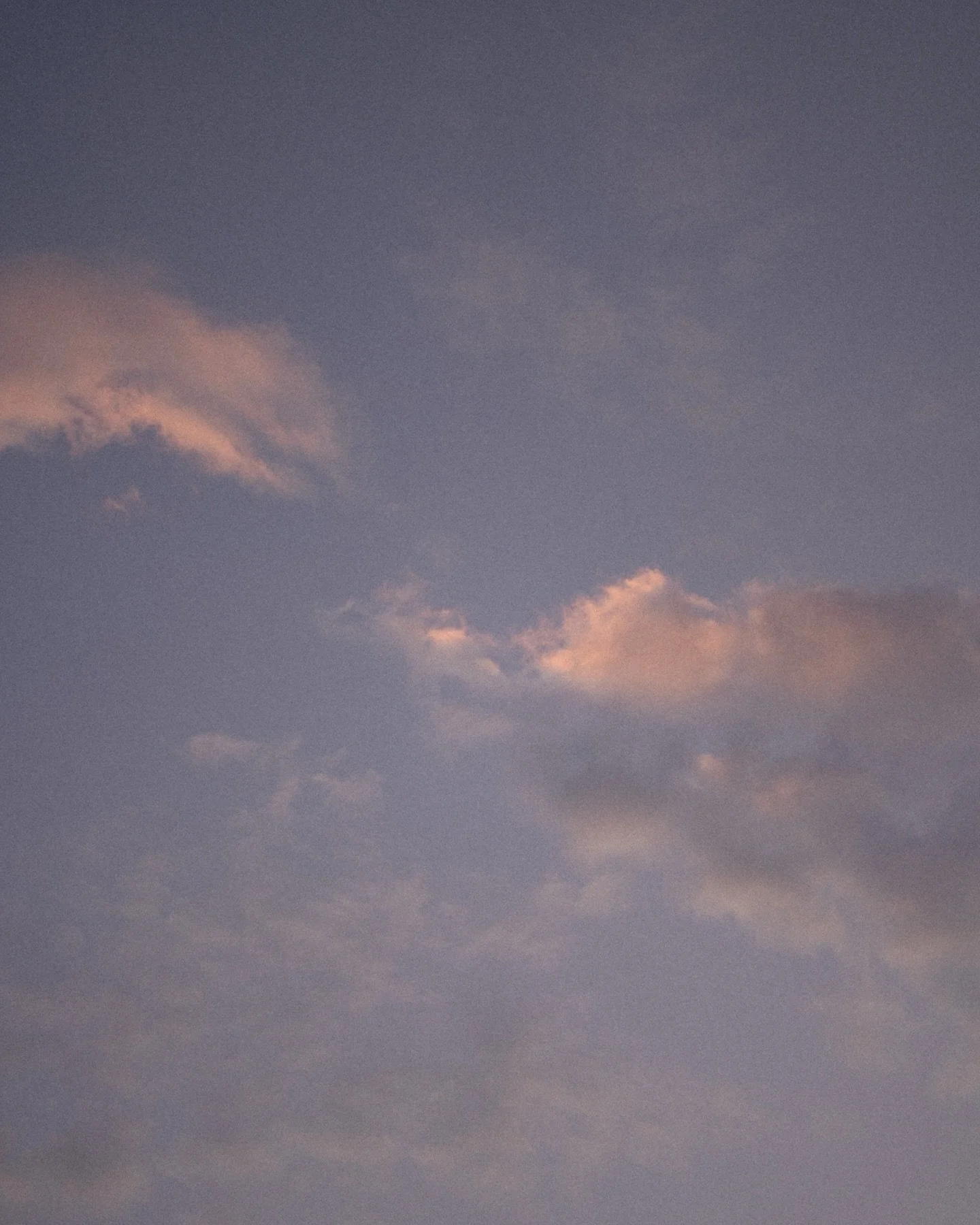 lost in the landscape
of my mind.

.
.
.
#naturecolors #sunrise #cloudslovers #dreaming #planetearth #pastelcolors #auringonnousu #valokuvajanaiset #valokuvaajaturku