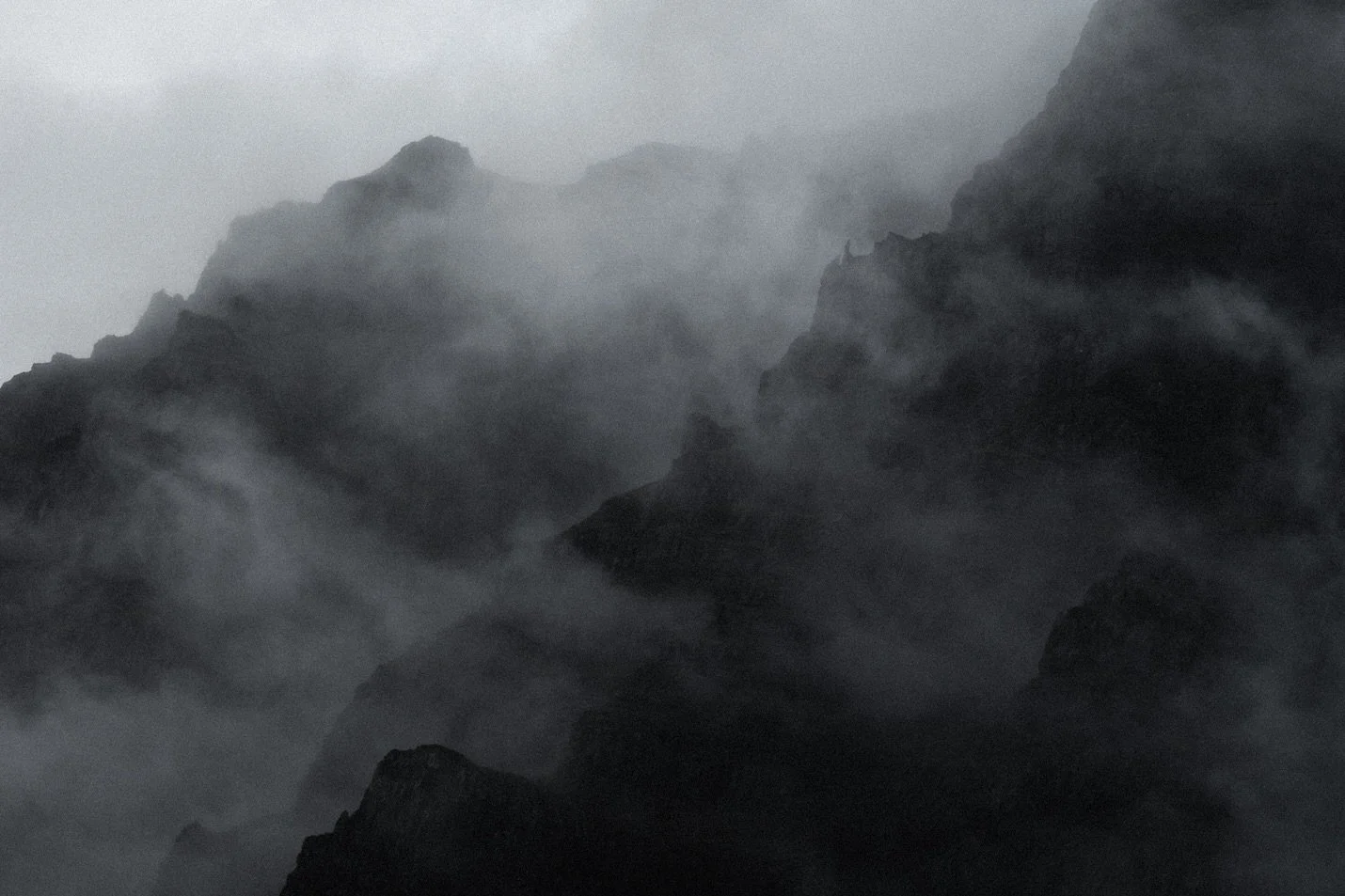 where sky and earth
weave into the same shroud.
.
.
.
#mistymountains #chasingfog #wildandmisty #earthoutdoors #planetearth #nationalgeographic #iceland #roamtheplanet #icelandnature #naturephotographer #sonyalpha