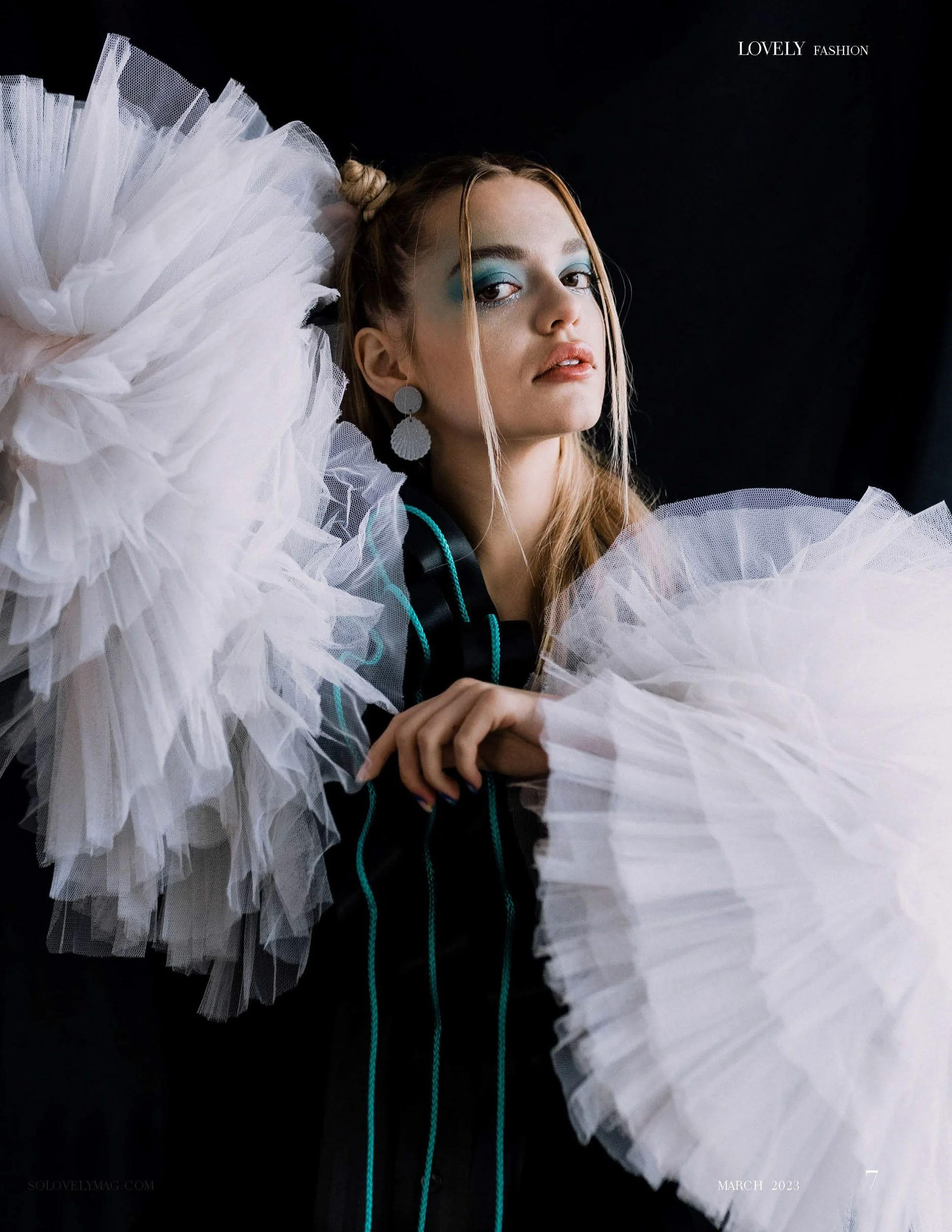 LOVELY MAGAZINE FASHION 9 MARCH_P%C3%A1gina_07.jpg