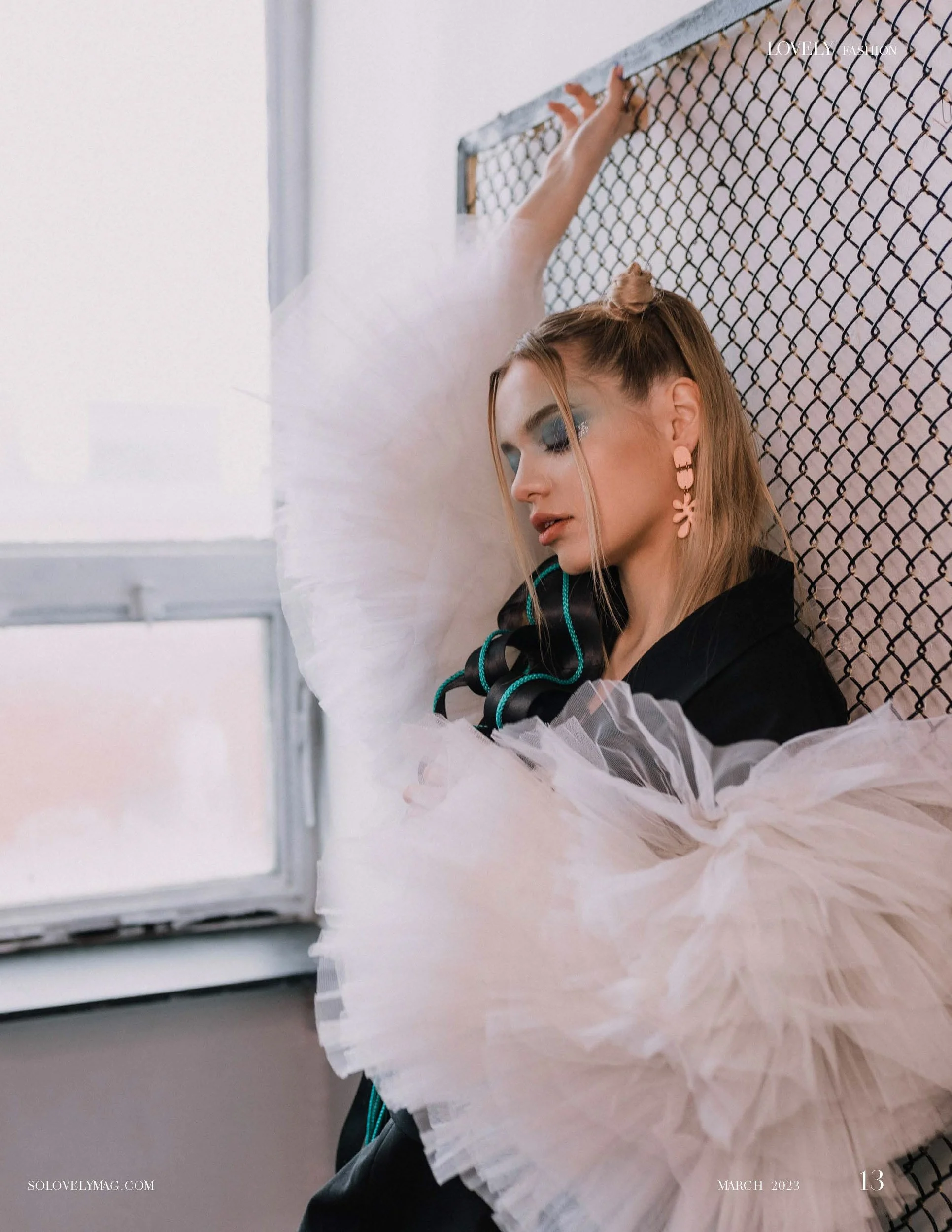 LOVELY MAGAZINE FASHION 9 MARCH_P%C3%A1gina_13.jpg