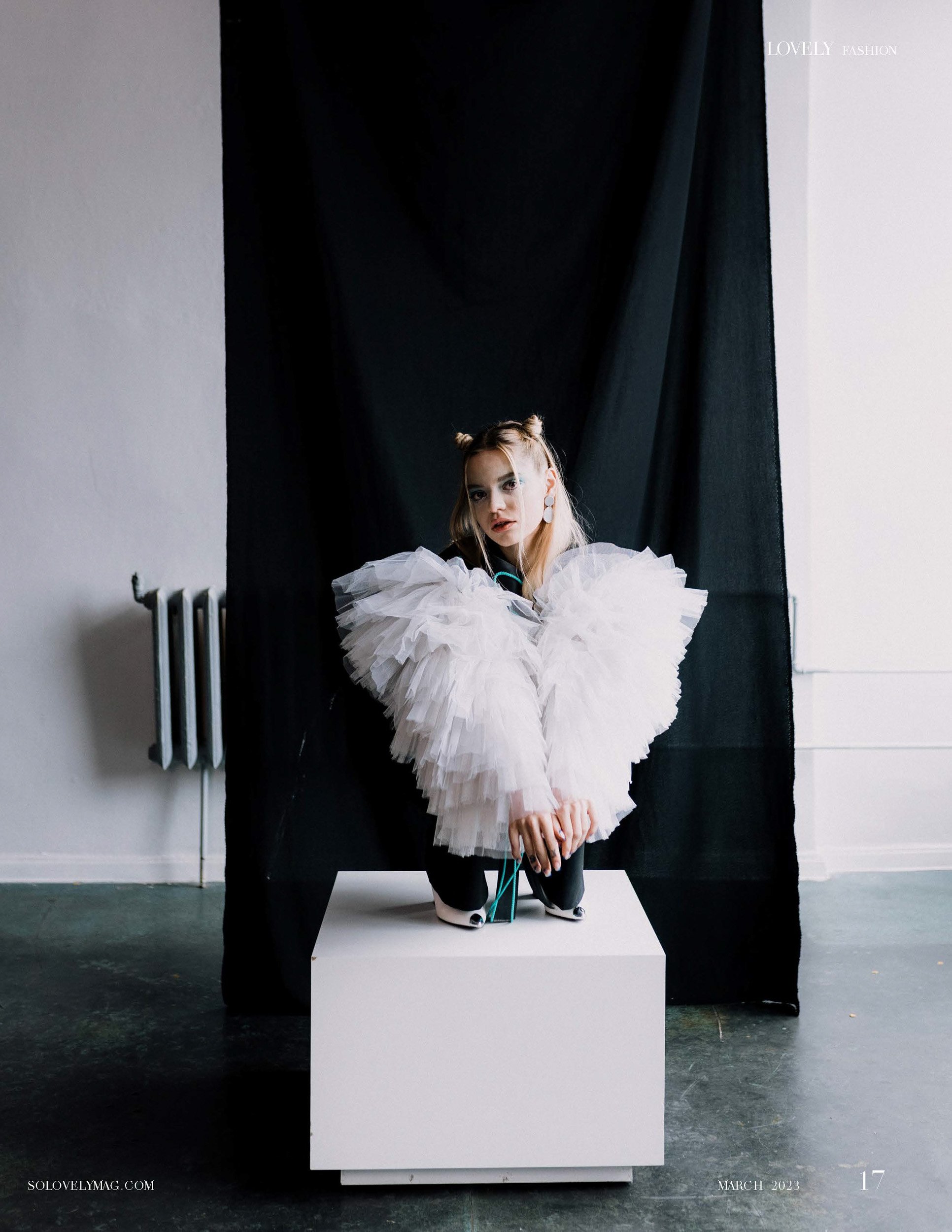 LOVELY MAGAZINE FASHION 9 MARCH_P%C3%A1gina_17.jpg