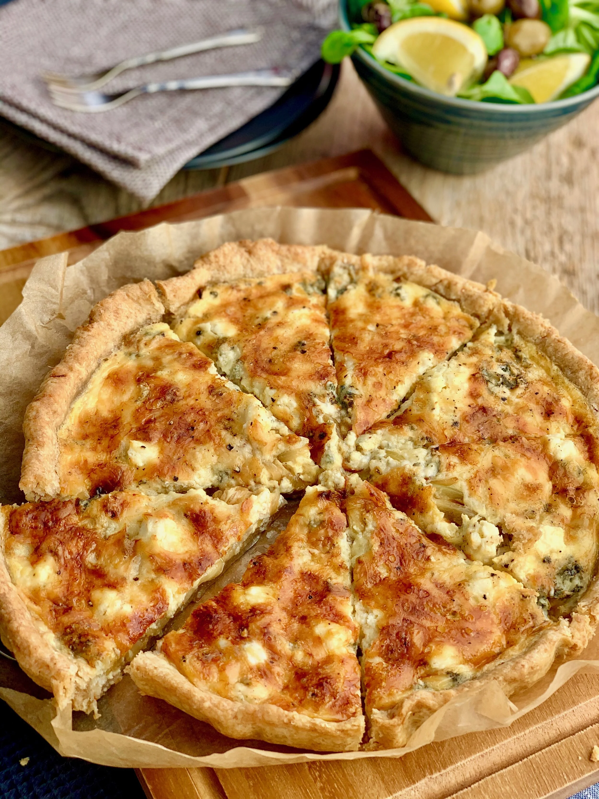 Kišs ar bekonu un sēnēm