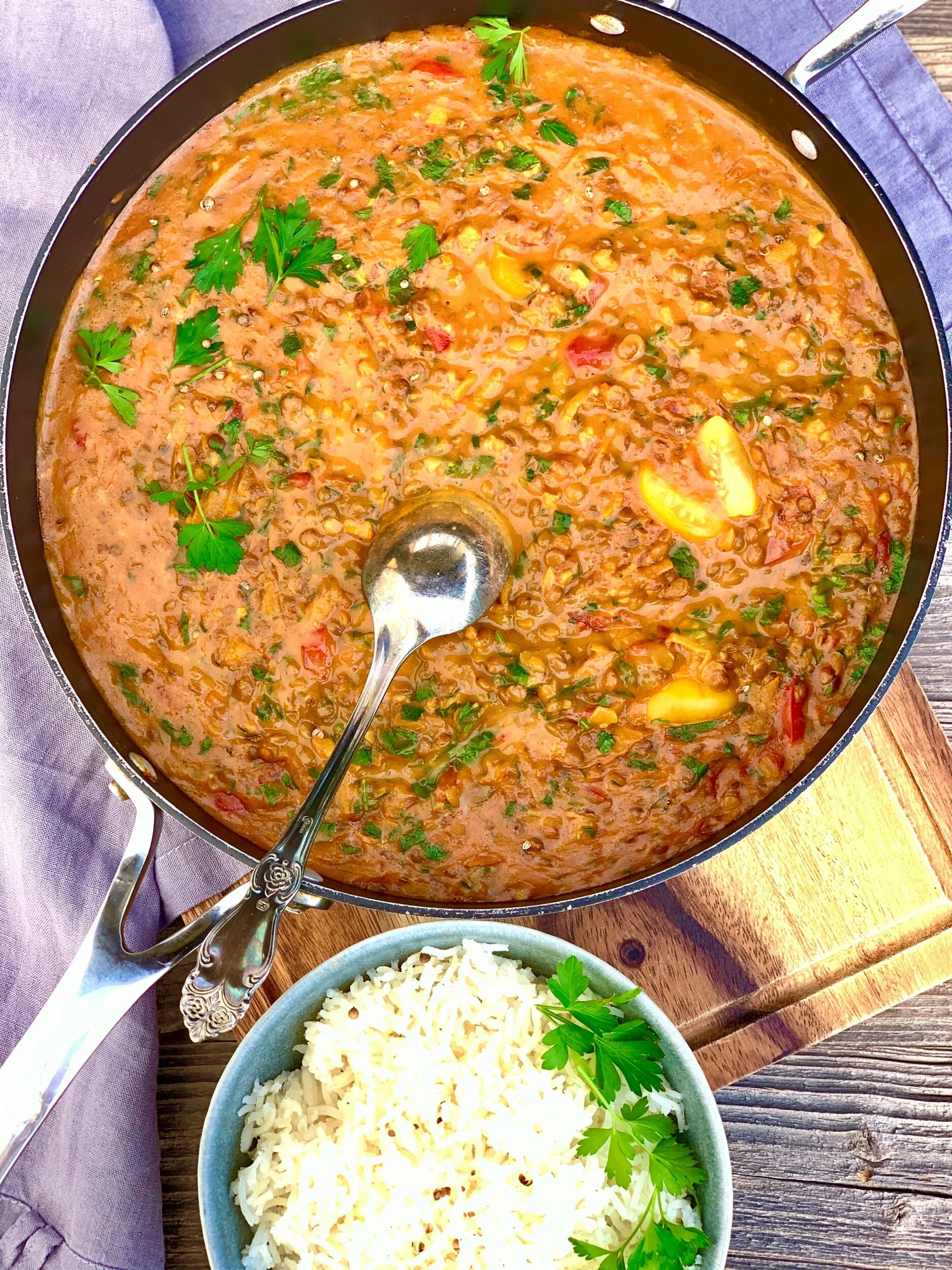 Lēcu krēmīgais karijs