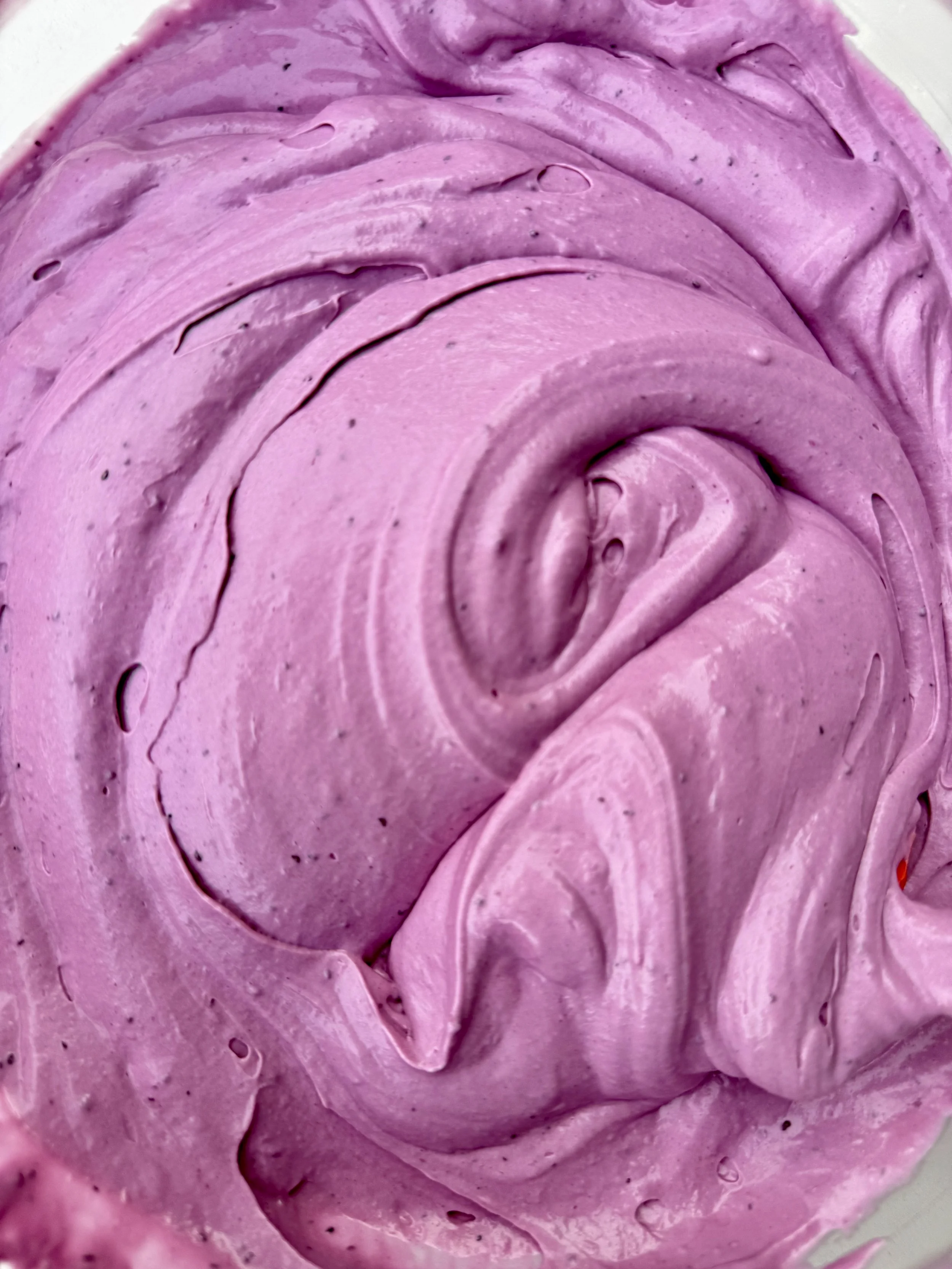 Melleņu Ganache krēms