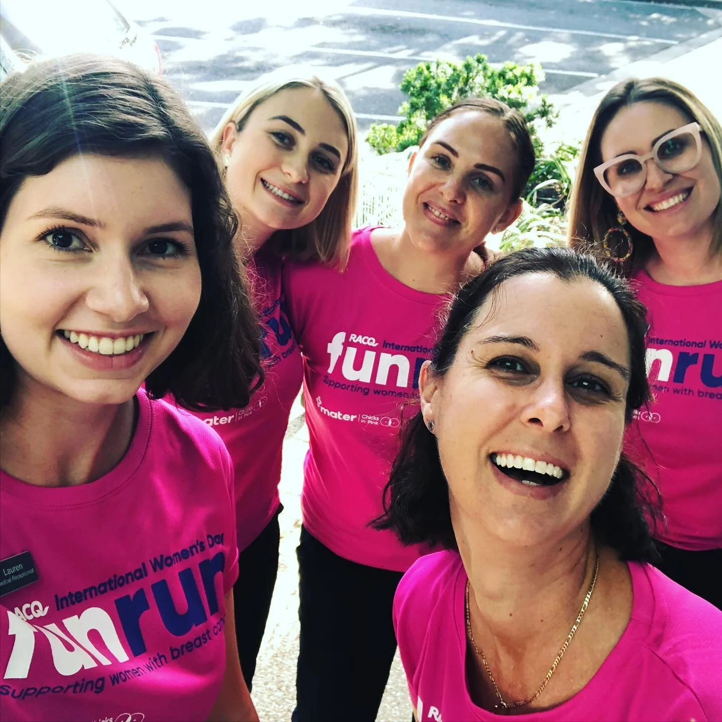 @coastalskinandlasernoosa team ready to rumble next weekend! It&rsquo;s not to late to donate, we&rsquo;re raising money for breast cancer research and sufferers. There&rsquo;s a link in my bio to donate 🏃&zwj;♀️💕