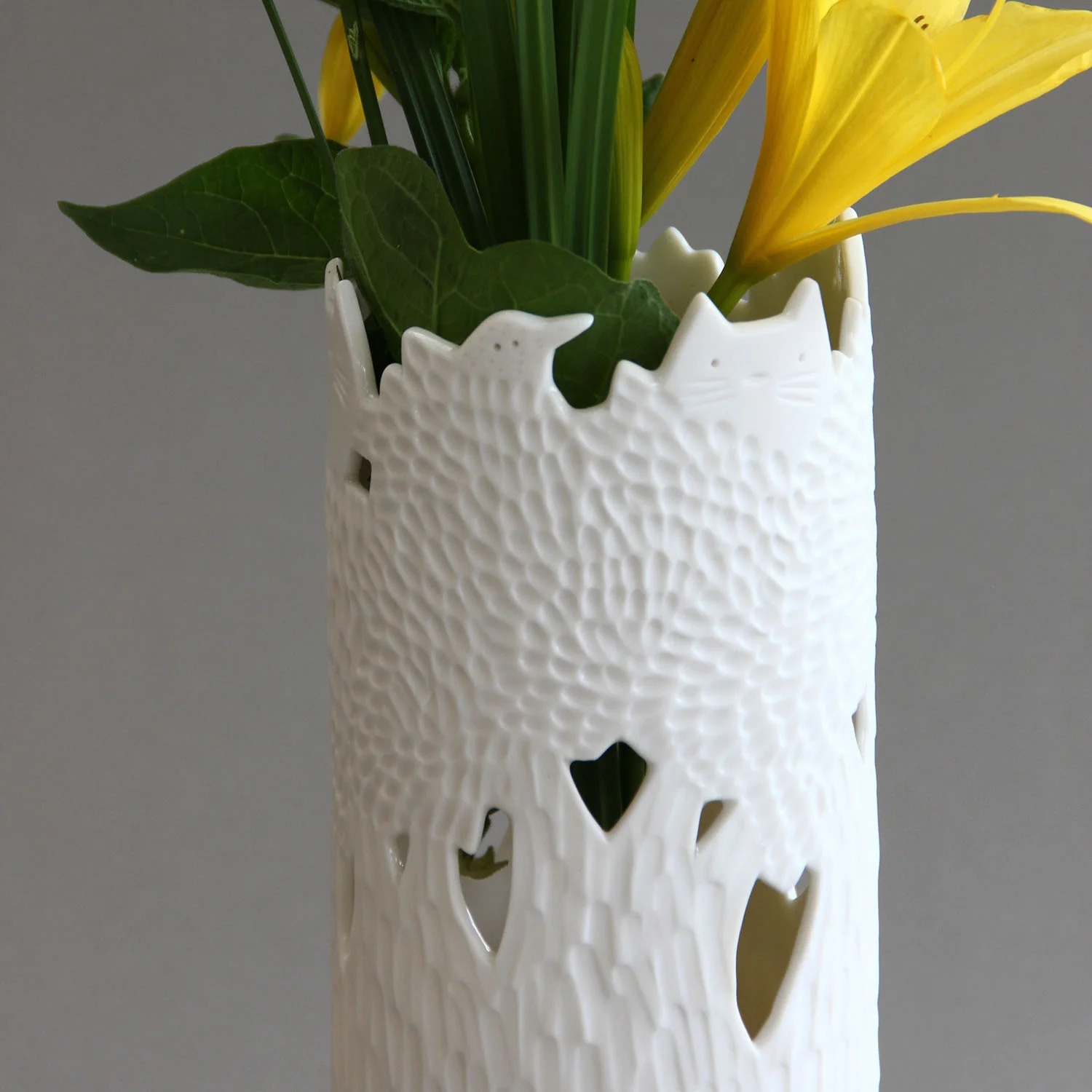 Vase arbre tronc detail.jpg