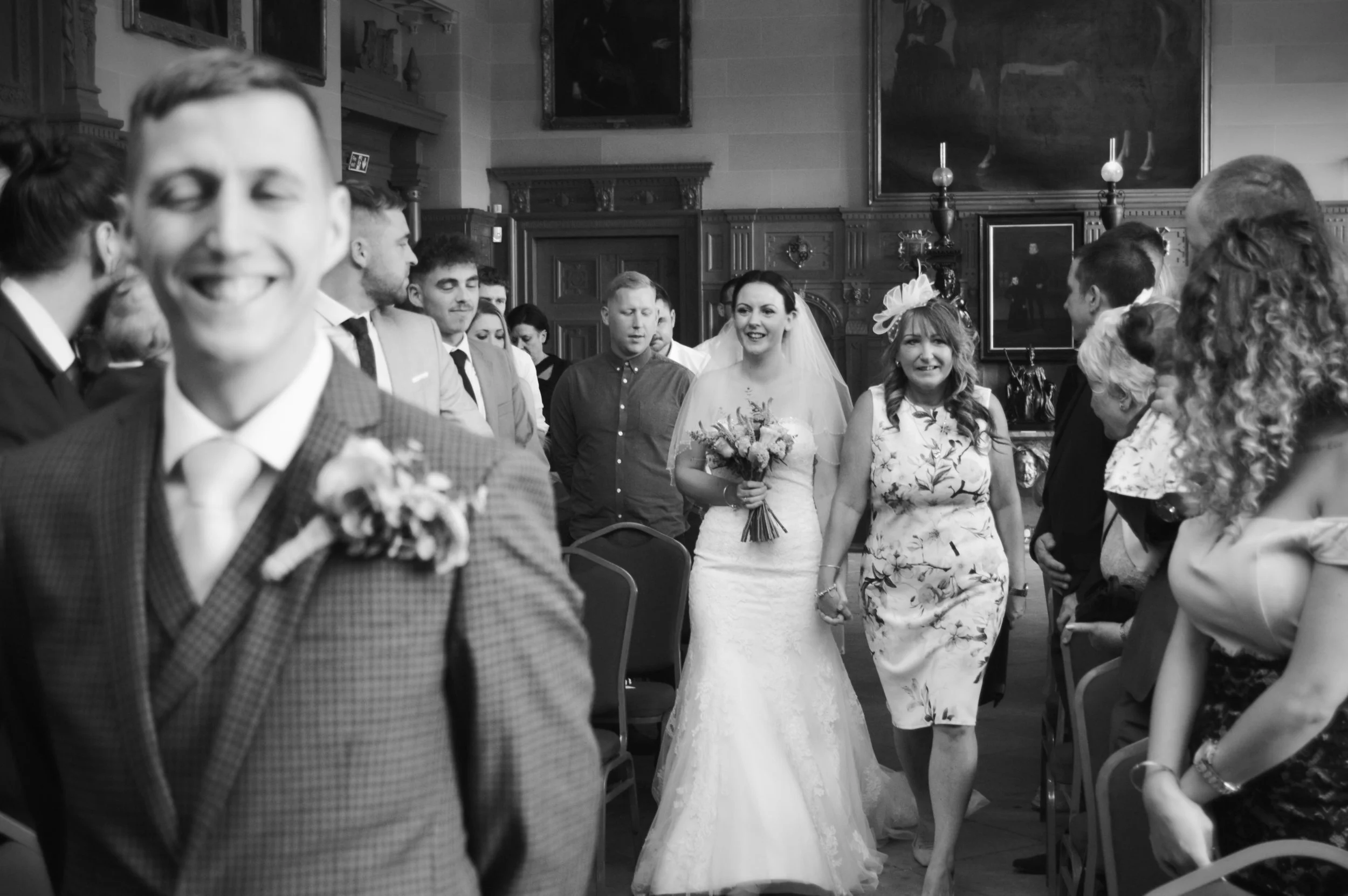 Wedding-photographer-leeds-temple-newsham 24.jpg