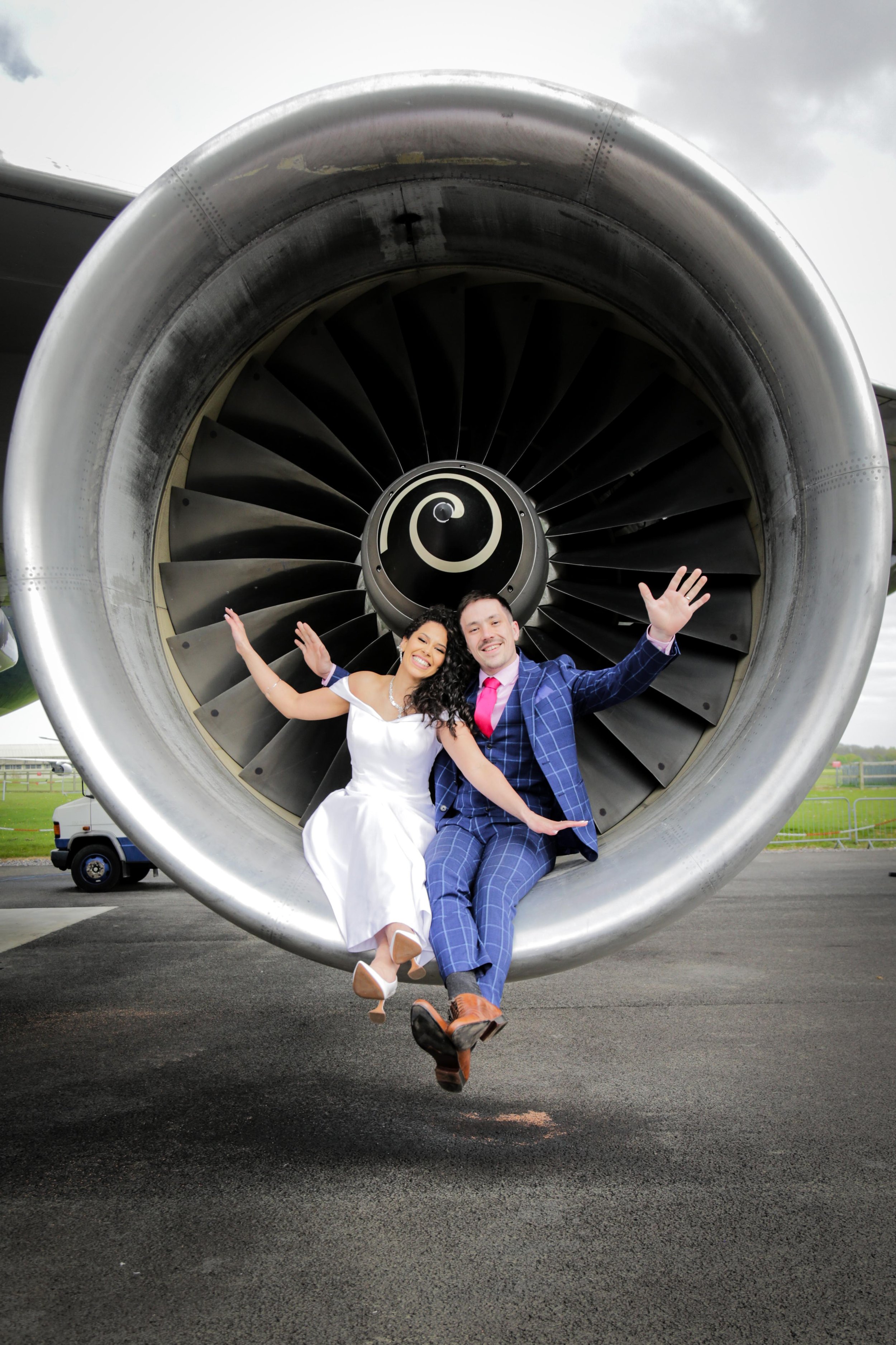 Gabi &amp; Ben | Negus 747 &amp; Woodlands Hotel Leeds Wedding