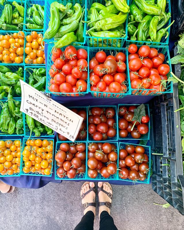 There is something magical (and delicious) about the farmers market. We visited an amazing one in Campbell, California, where these photos are from. I wish I took photos of everything we tried but I was too busy trying samples! 😂 #veganfoodie #snacker .
Seriously. How beautiful are these?! #farmersmarket
