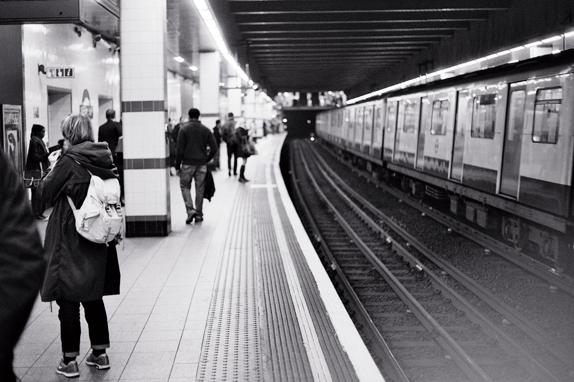01_ILFORDXP2_LONDRES_EOS1N_copyright_ThomasApp.jpg