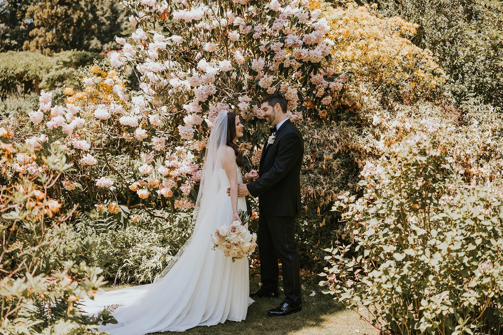 A Guide to Choosing the Perfect Wedding Photographer for Your Big Day