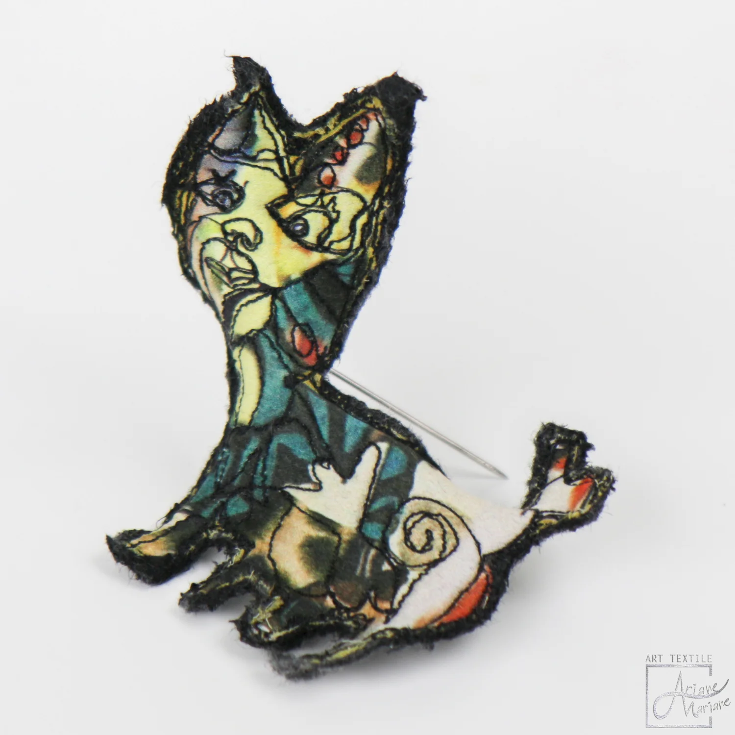 brooches-art-textile-critters-ariane-mariane-0249.jpg