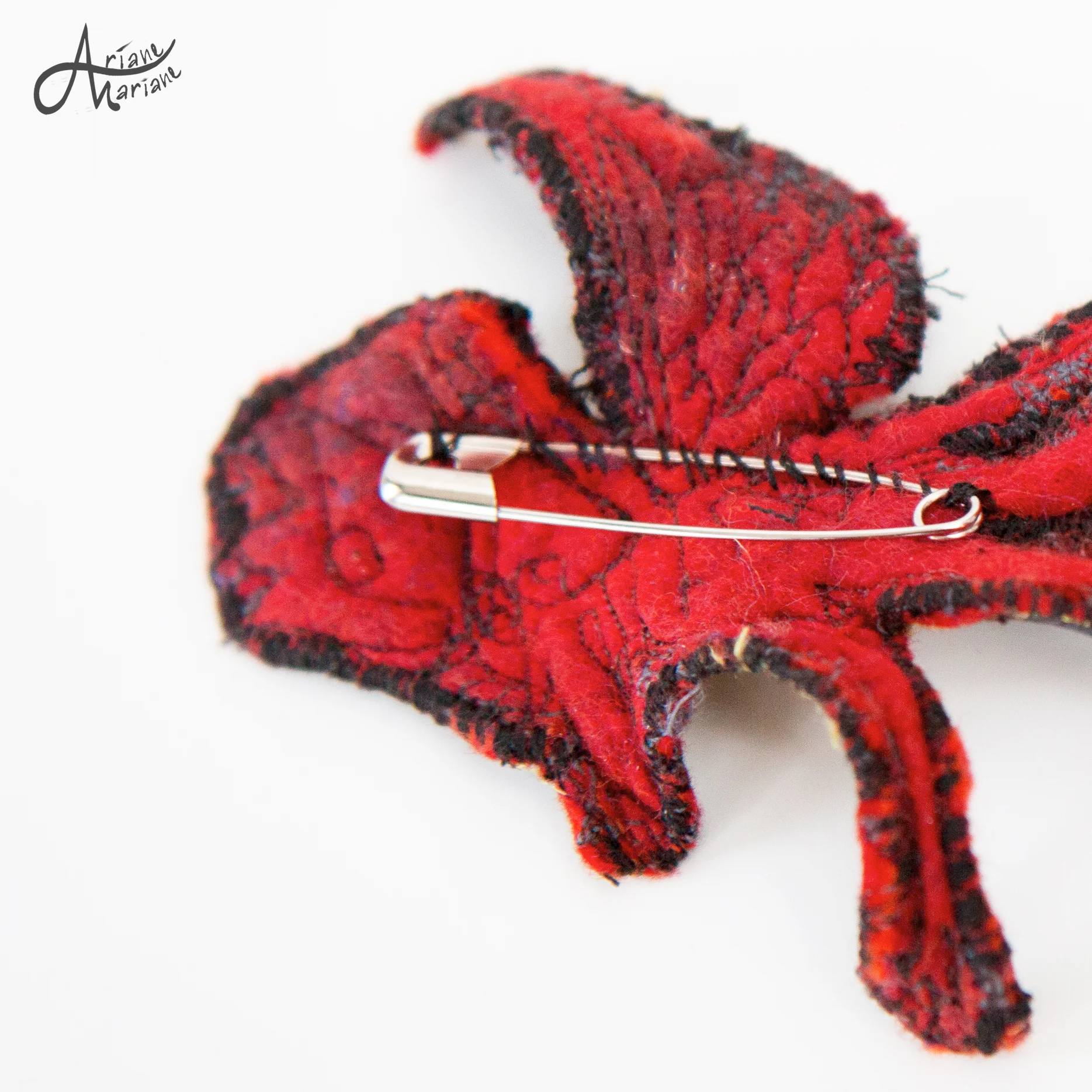dog-with-wings-fancy-critter-brooch-5875.jpg