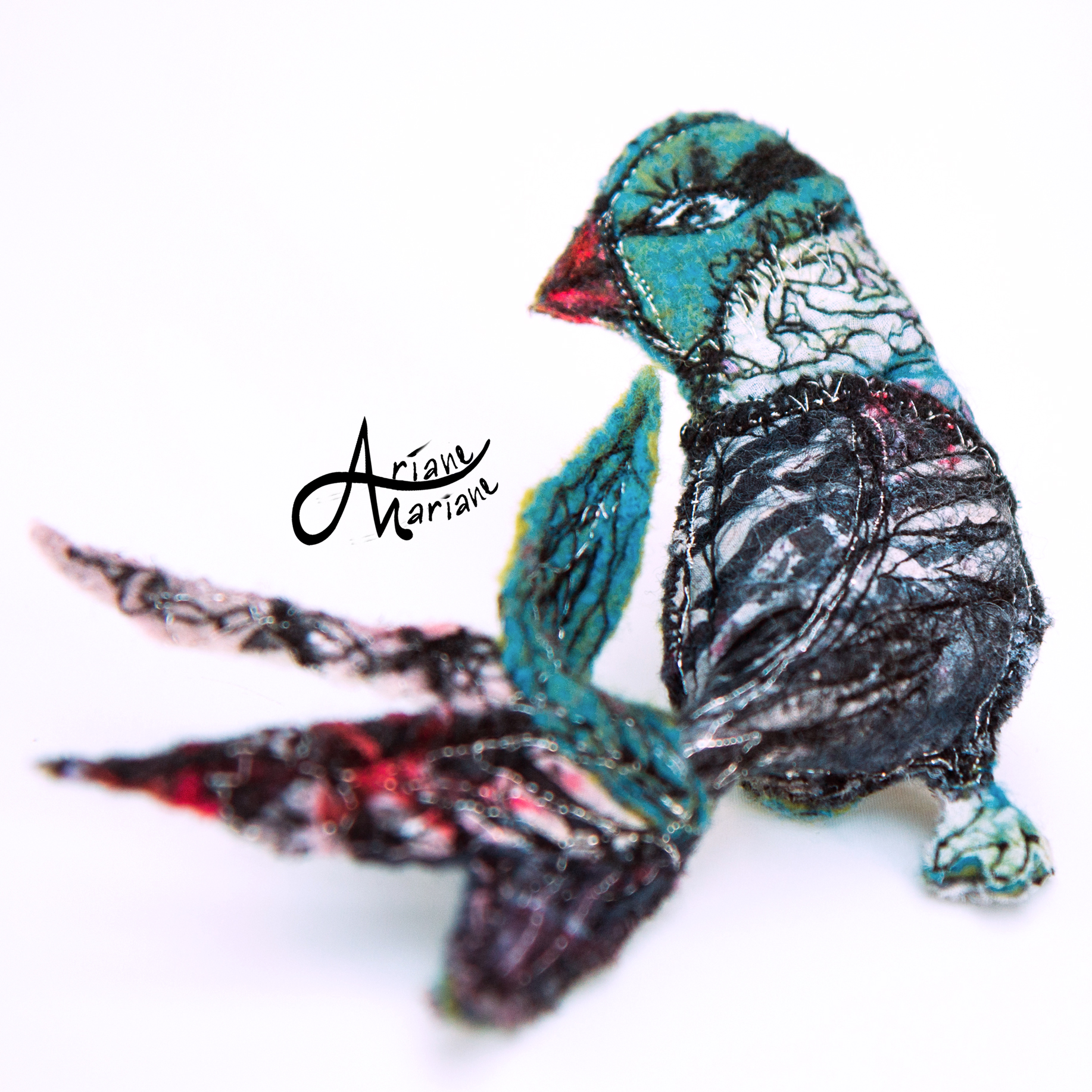 fabric-brooch-sculptural-felt-dove-6400.jpg