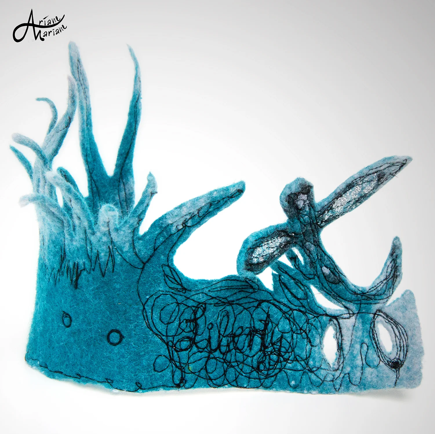 Wearable-art-arm-cuff-ariane-mariane