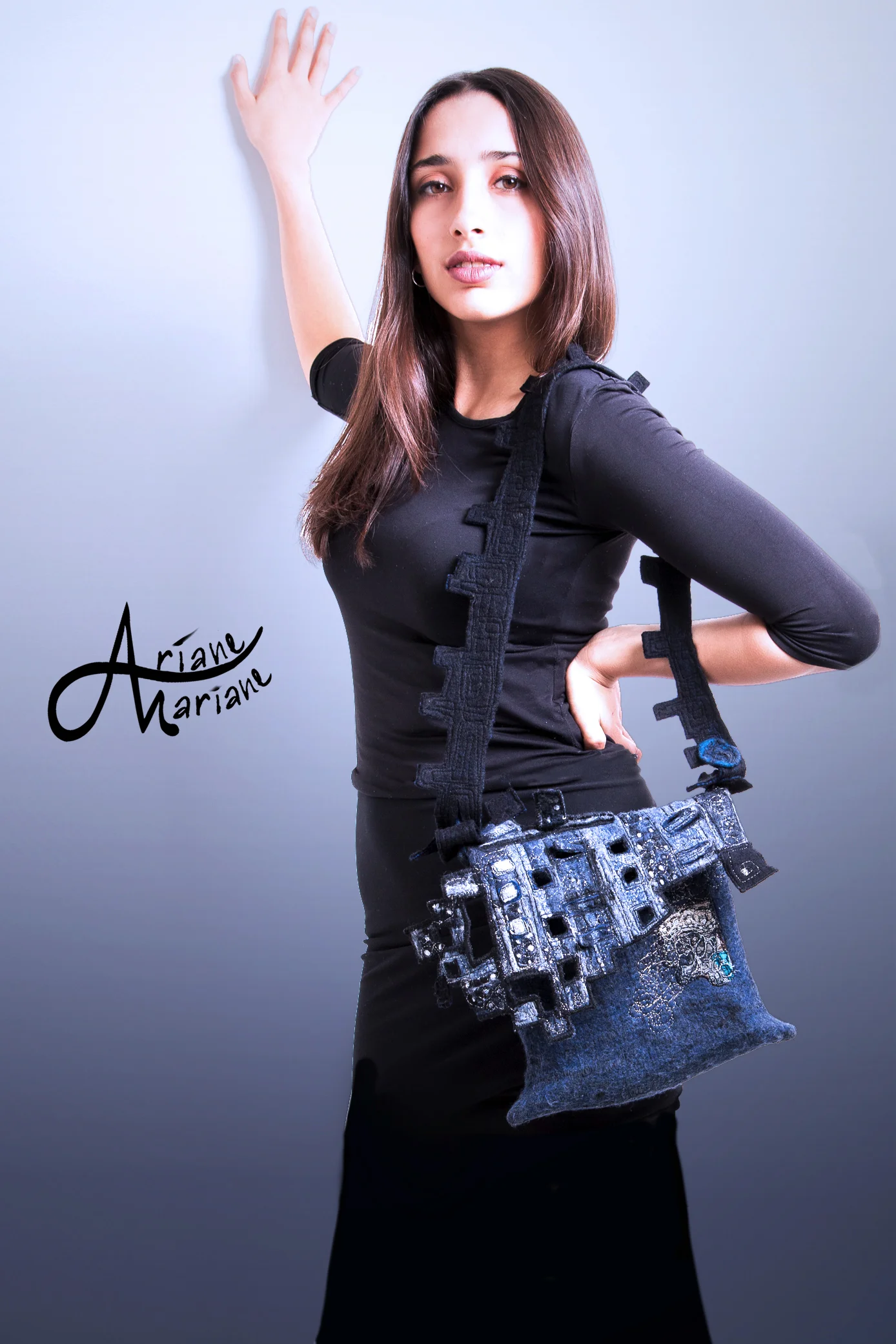 sculptural-art-bag-ariane-mariane.jpg