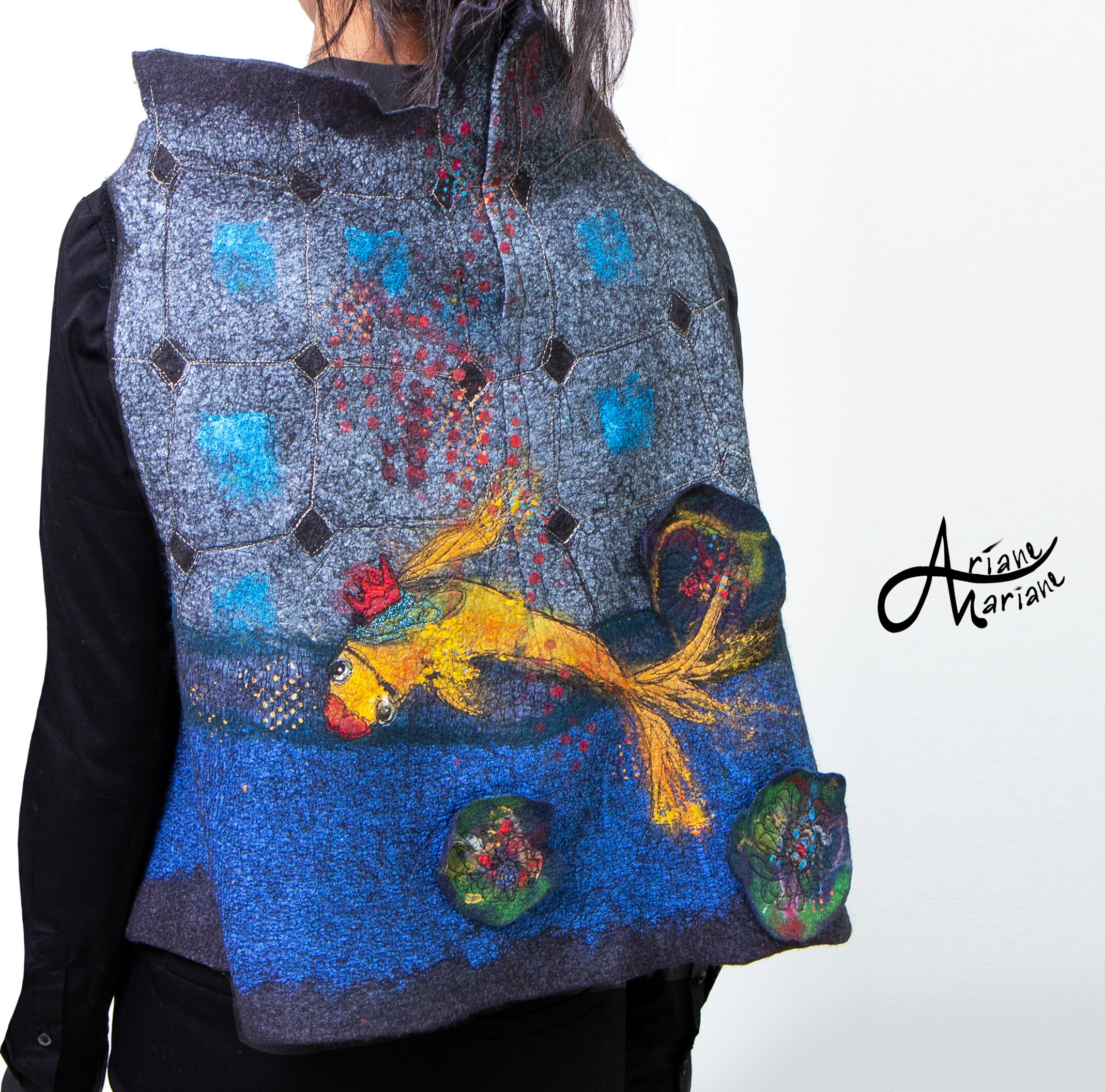 nunofel-art-vest-koi.jpg