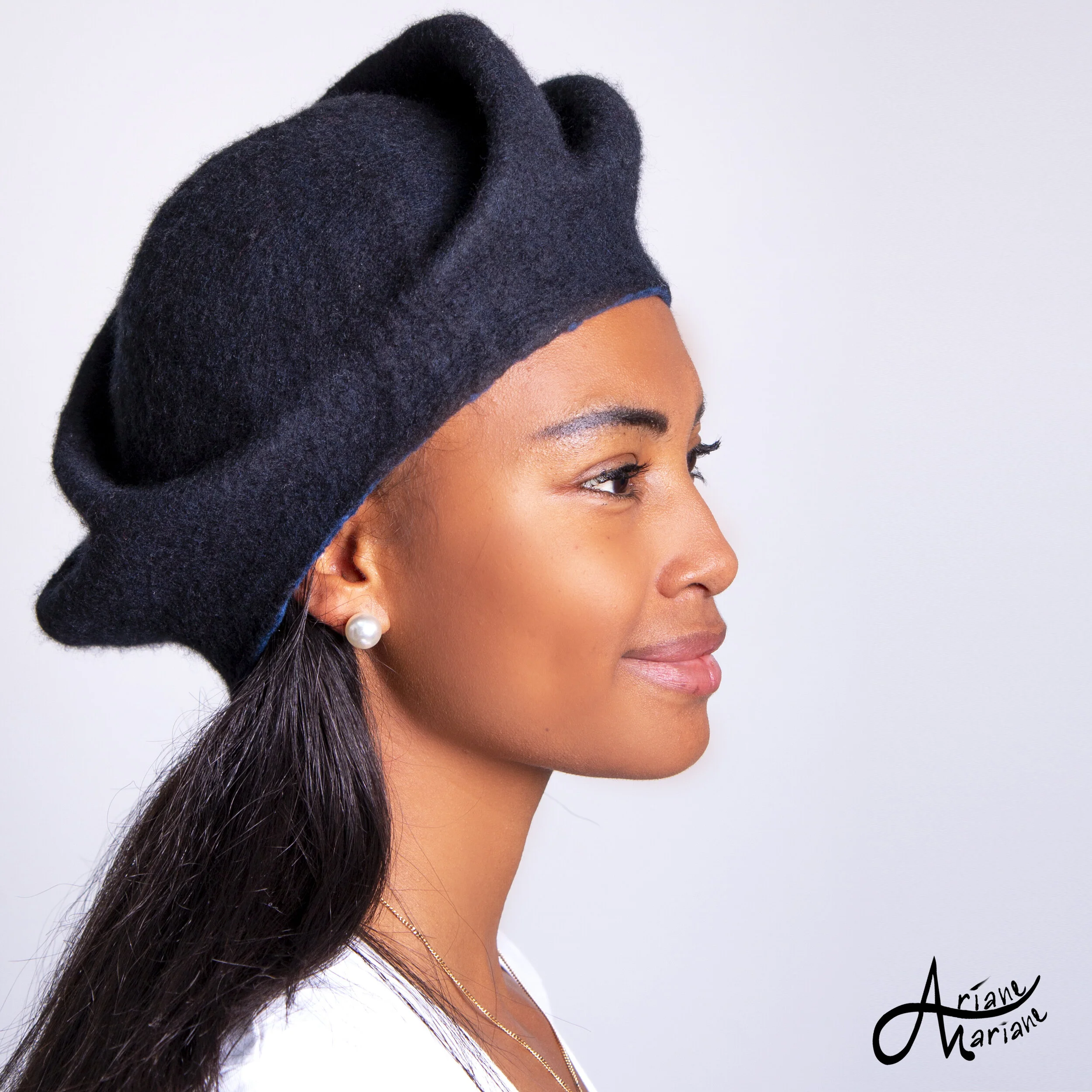 Funky black felt hat — % fiber 