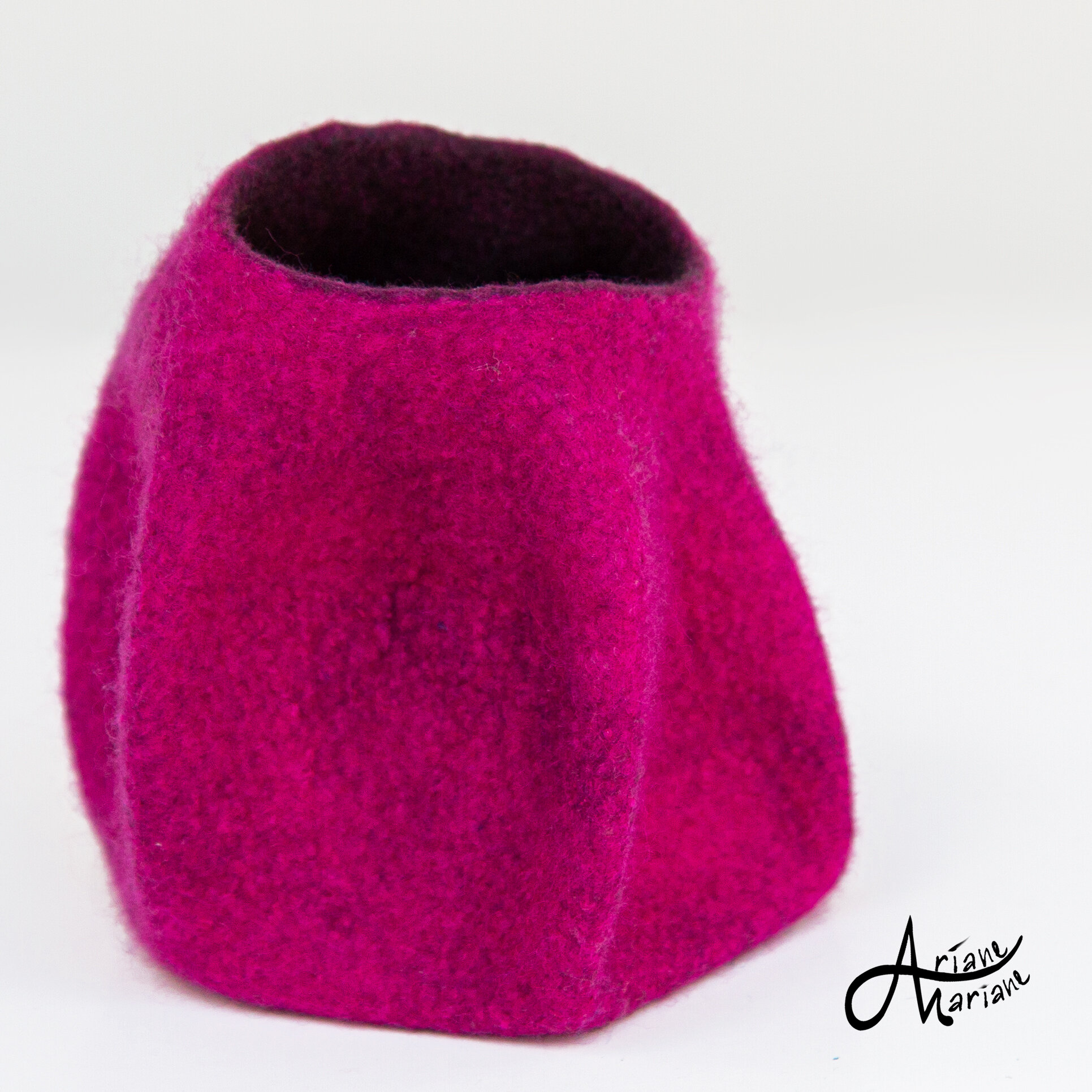 sculptural-pink-felt-vessel-5044.jpg