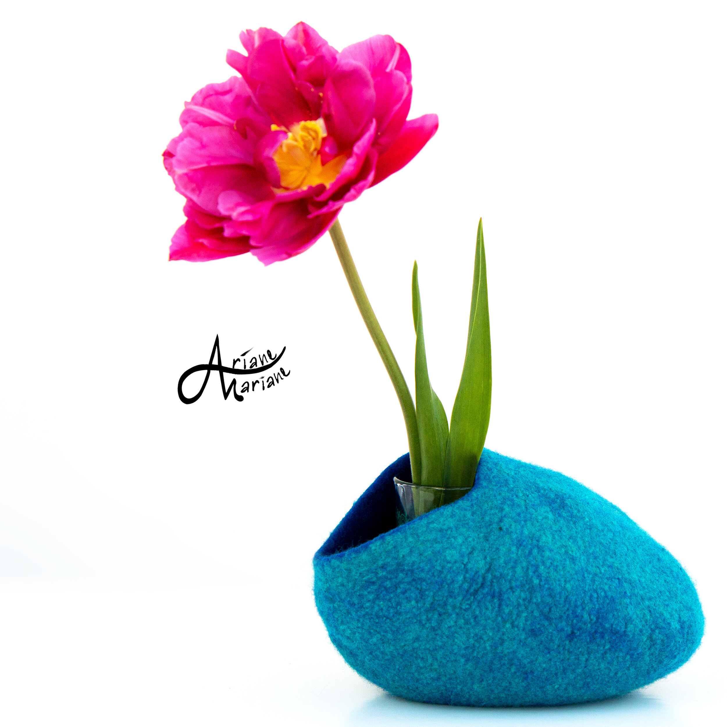 turquoise-blue-felt-vessel-5182-kl.jpg