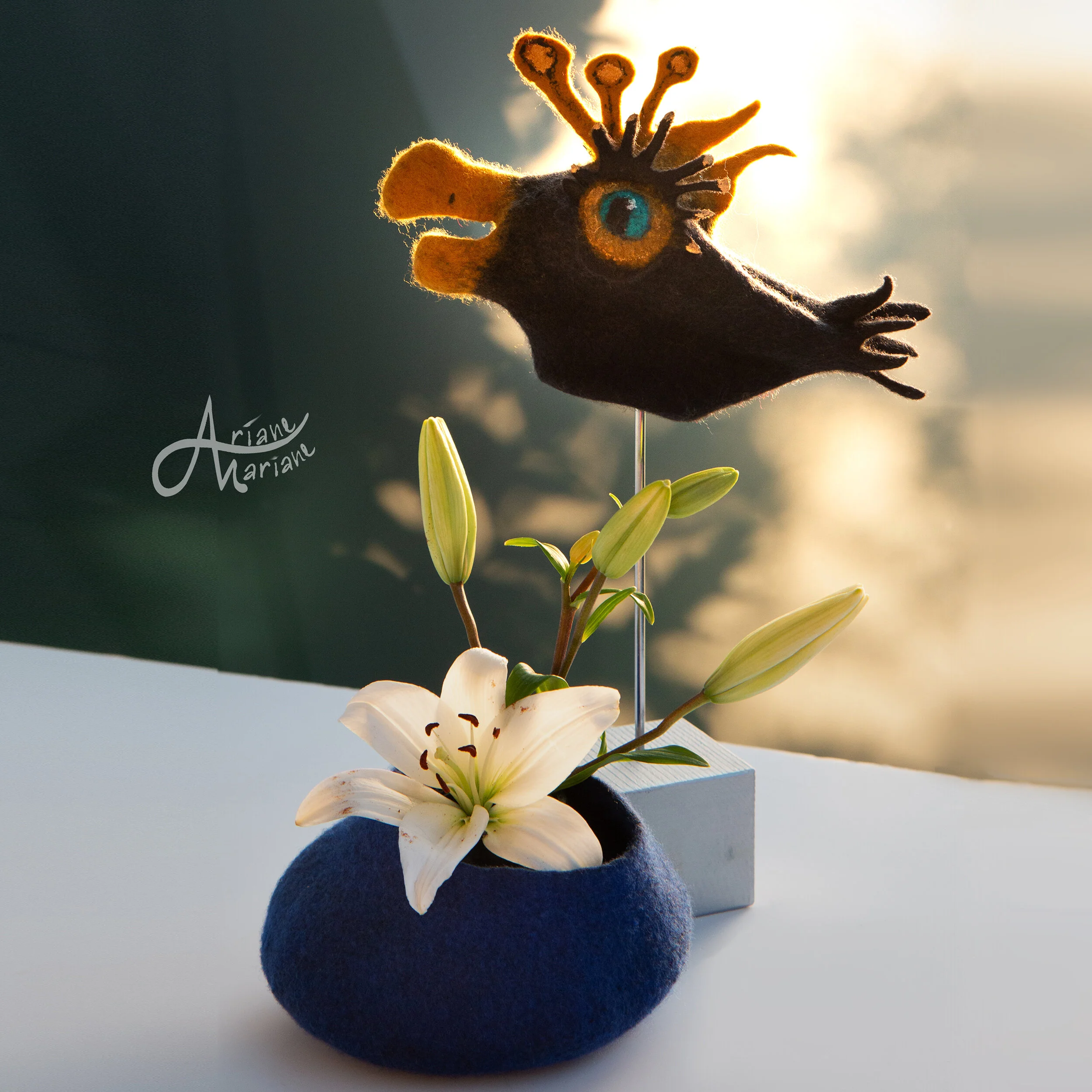 Purple-golden-funky-felt-bird-ariane-mariane-6412-kl.jpg