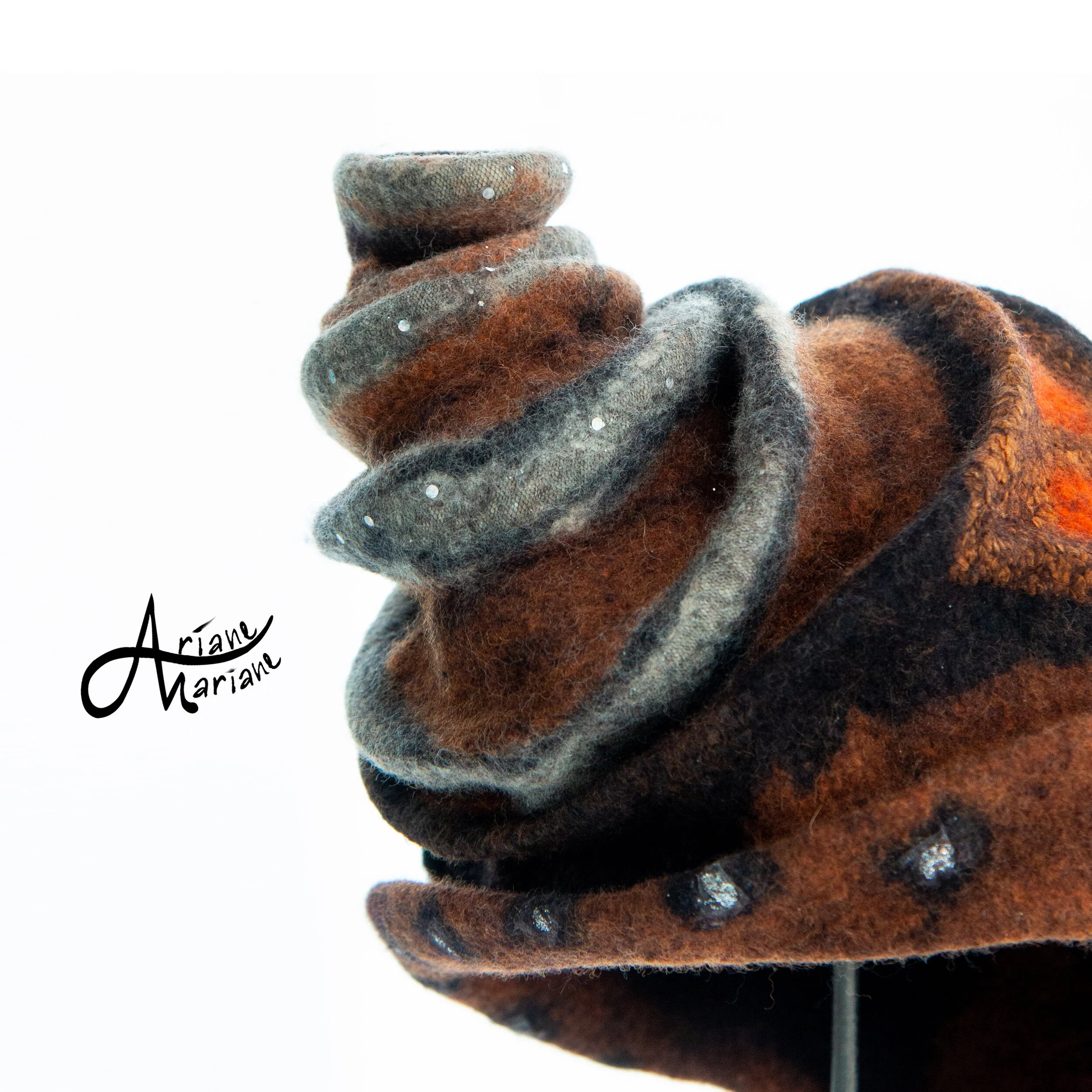 Funky sculptural felt hat for woman — fiber & textile artiste /Paris