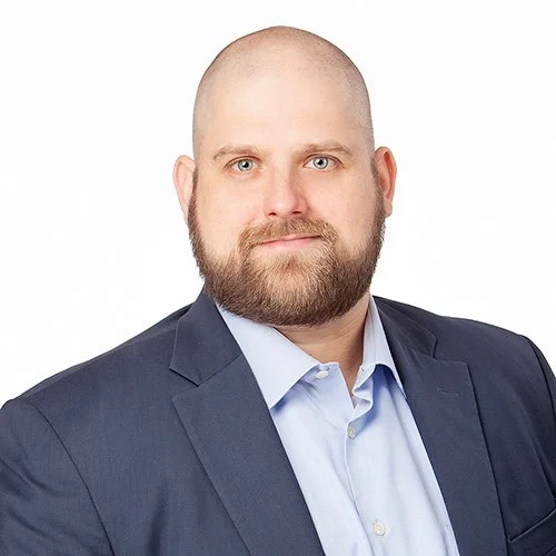 Sean Holmes headshot