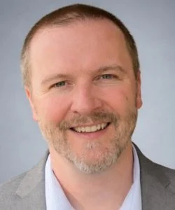 graham_schelle_headshot-250x300.jpeg