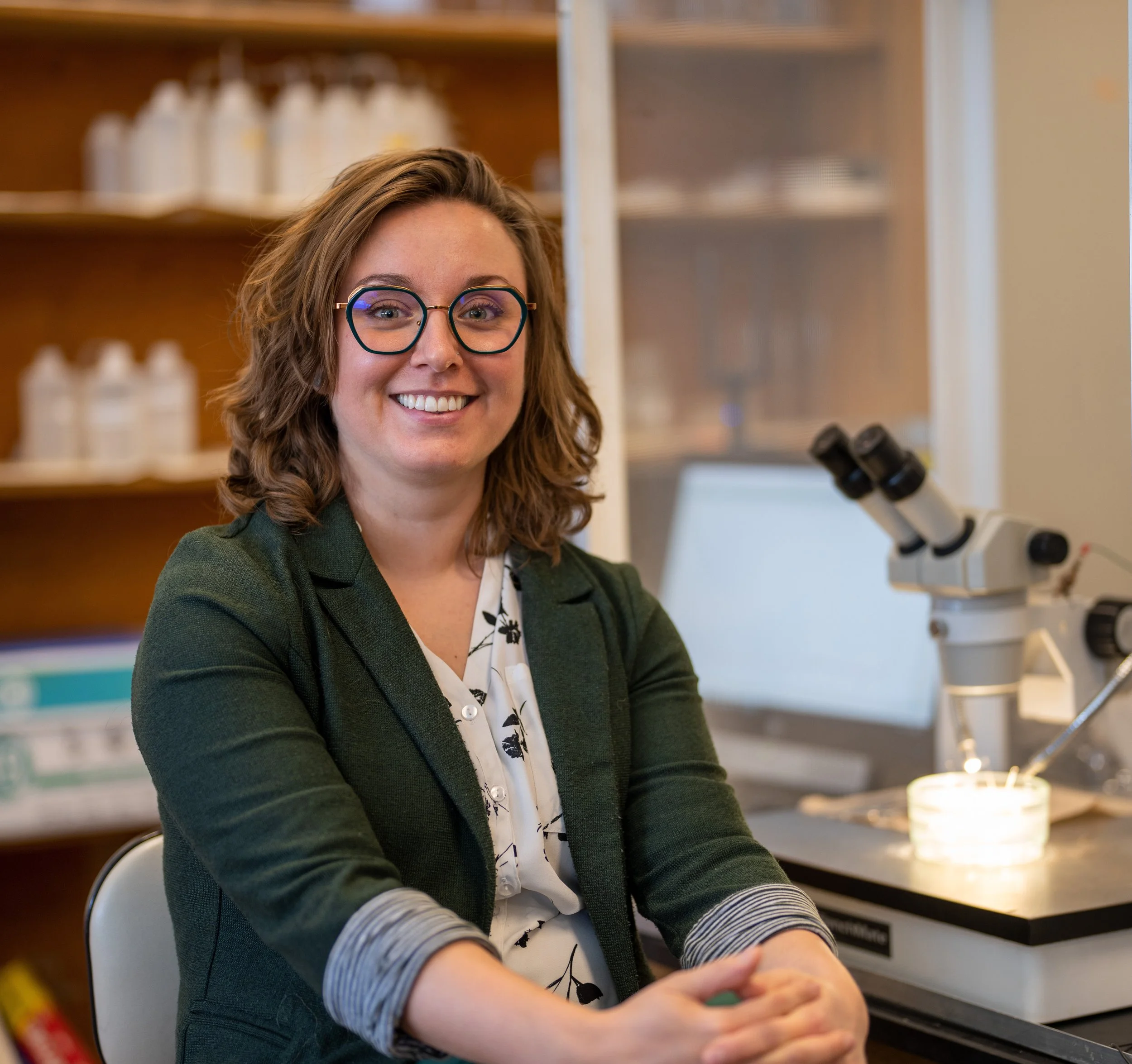 Dr. Chelsea Cook earns NSF grant to study behavioral and physiological reactions to climate fluctuations