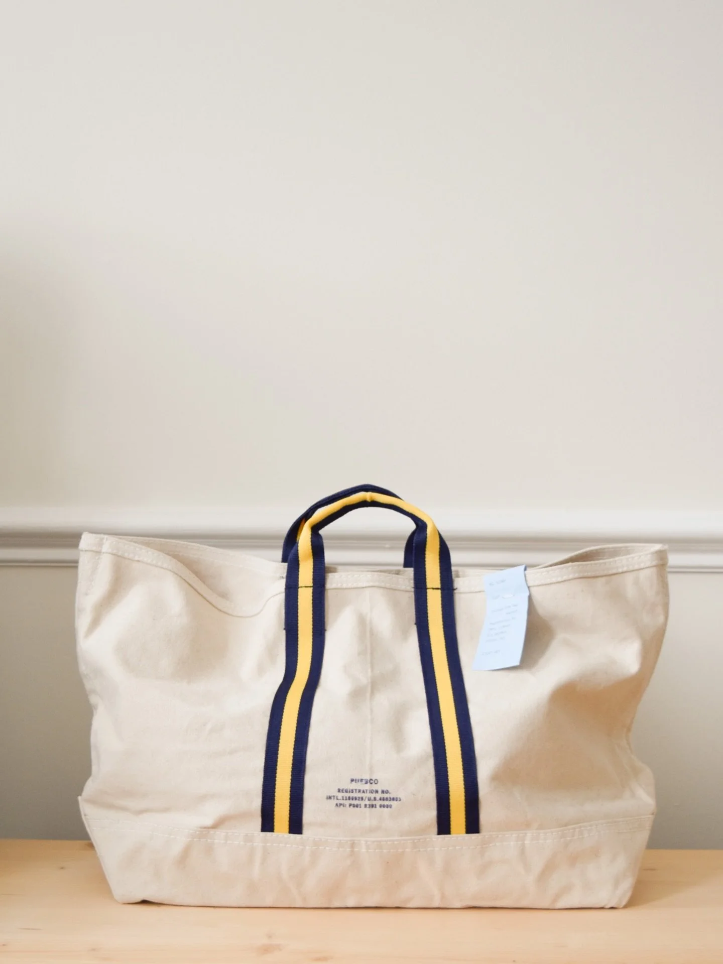 a glimpse at our new arrivals! excited to have some new brands in store as well as restocks from our favorites 🤍