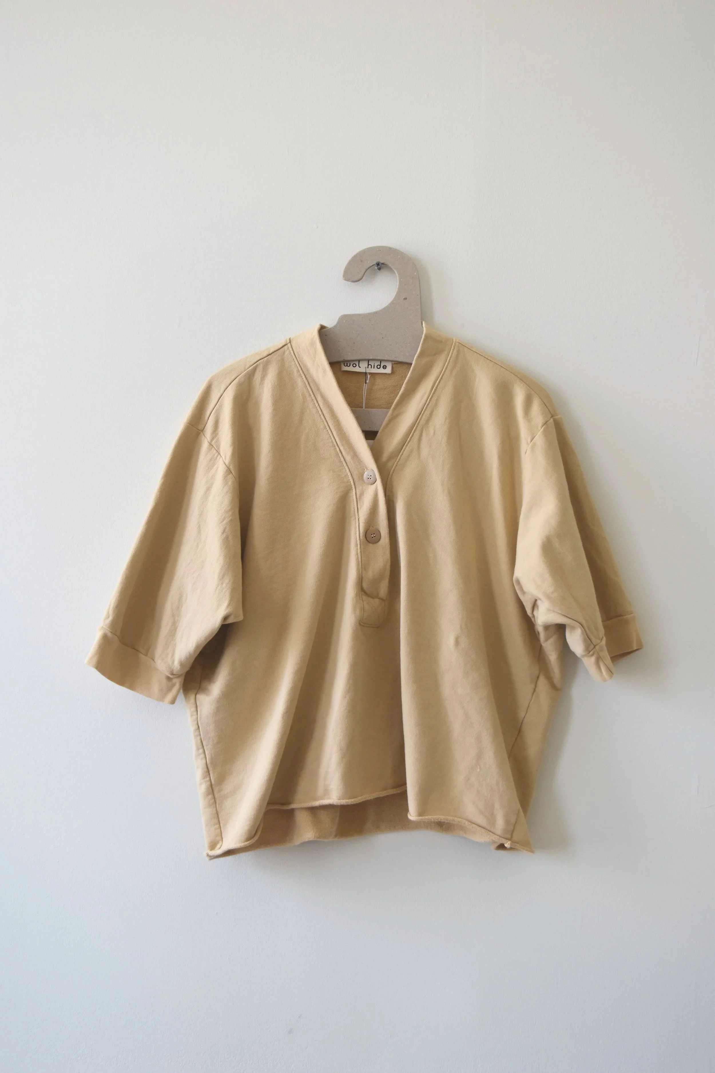 Short-Sleeve-Sweatshirt-Barley-Wol-Hide
