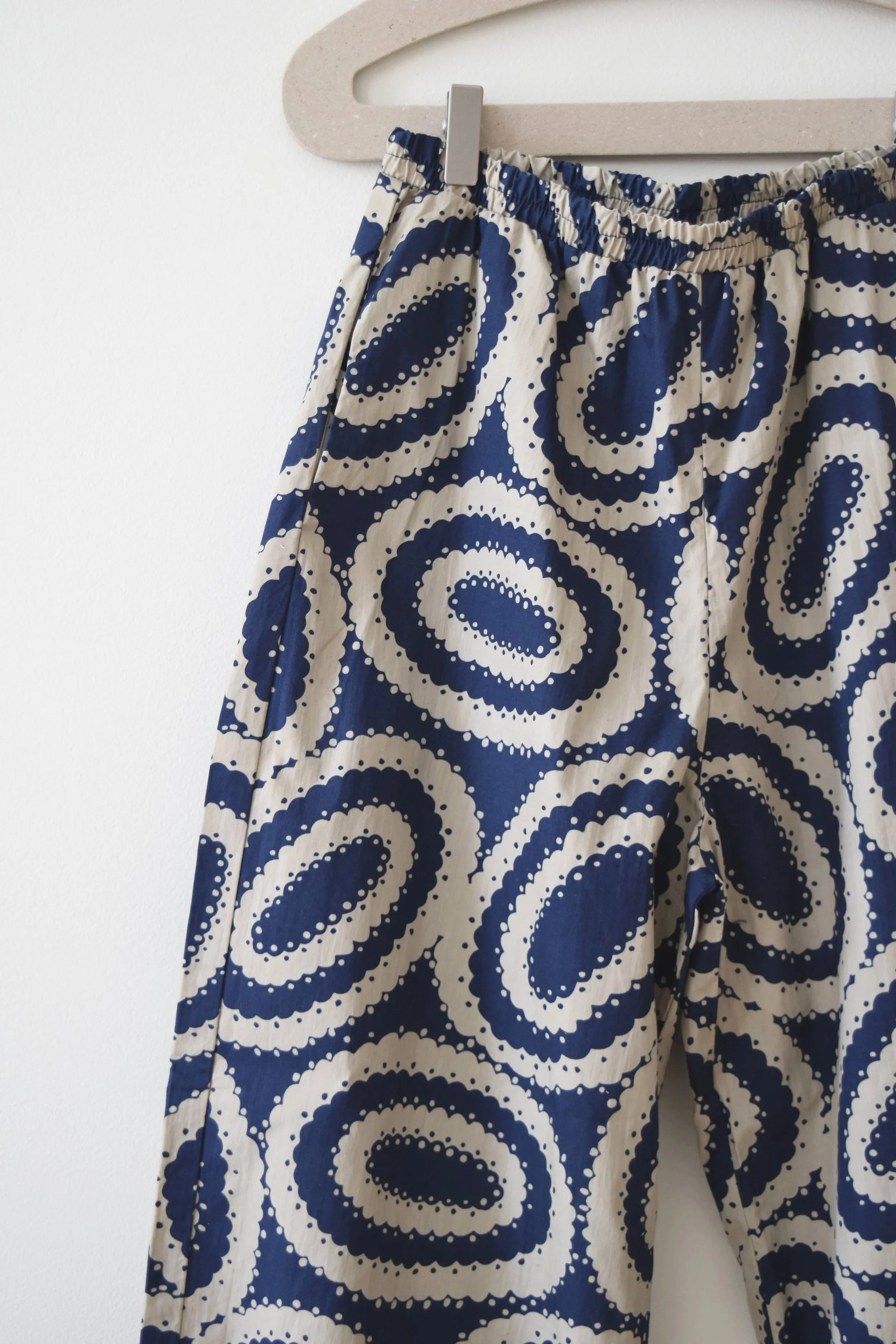 Yibi-Pant-Doilies-Samet