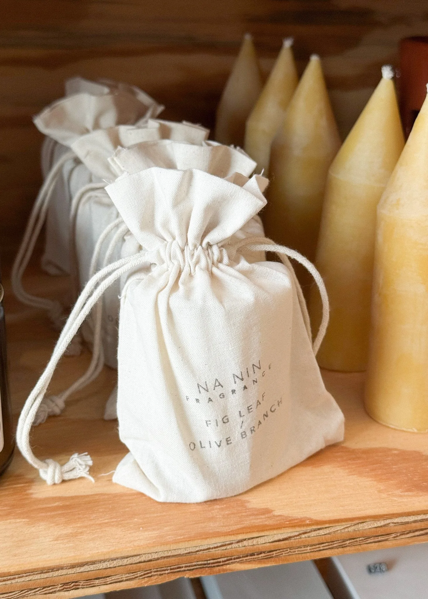 Fig Leaf & Olive Branch Candle