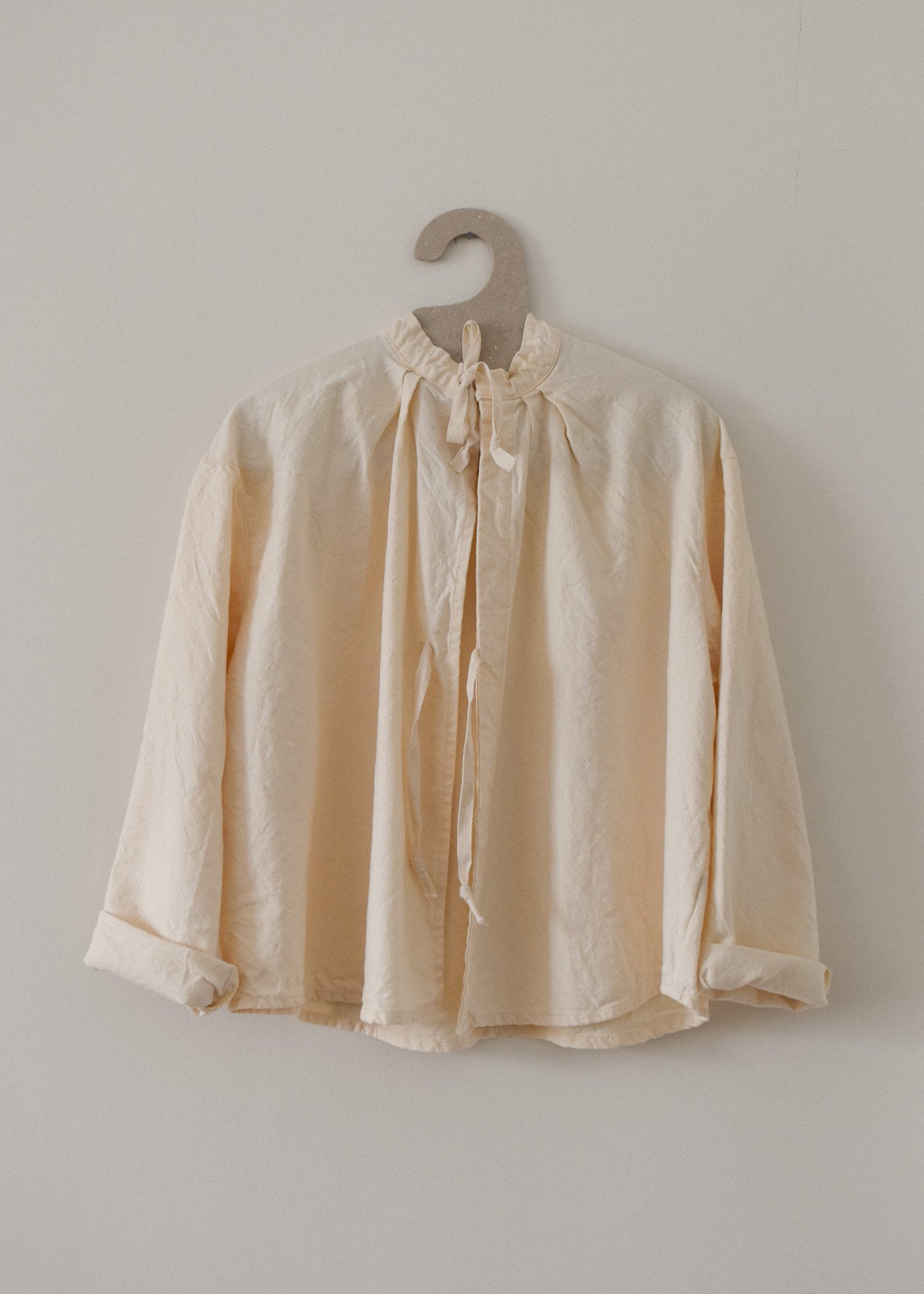 wol-hide-drawstring-jacket-natural-2.jpg