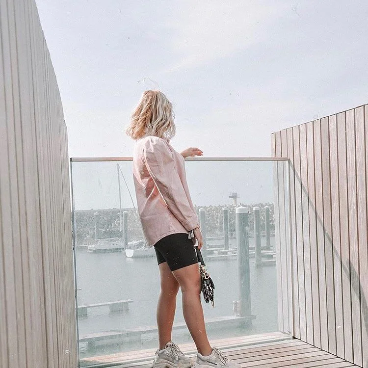 Live the cadzand life🌸 @debbynijs