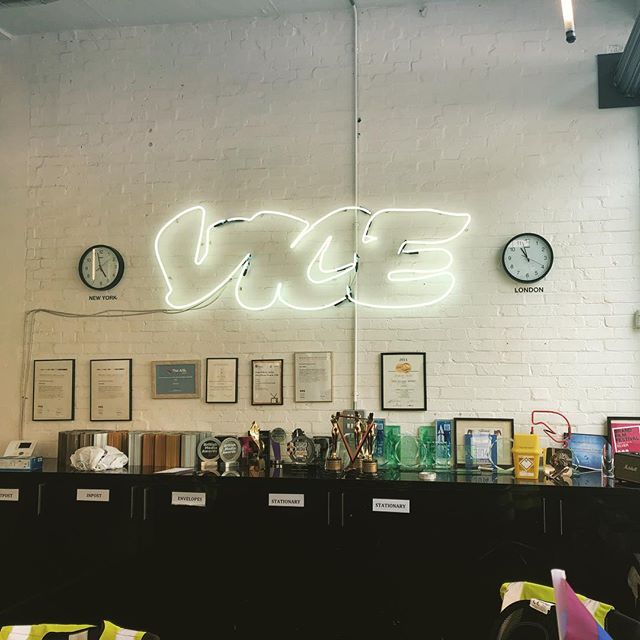 Hello @viceuk - reminded me of the Loaded offices in the early days. 
Great meeting and hopefully something very cool soon.
.
.
.
.
.
#tv #producer #meeting #secret #project #asseenontv #marketing #content #filming #shoreditch #london #supercool