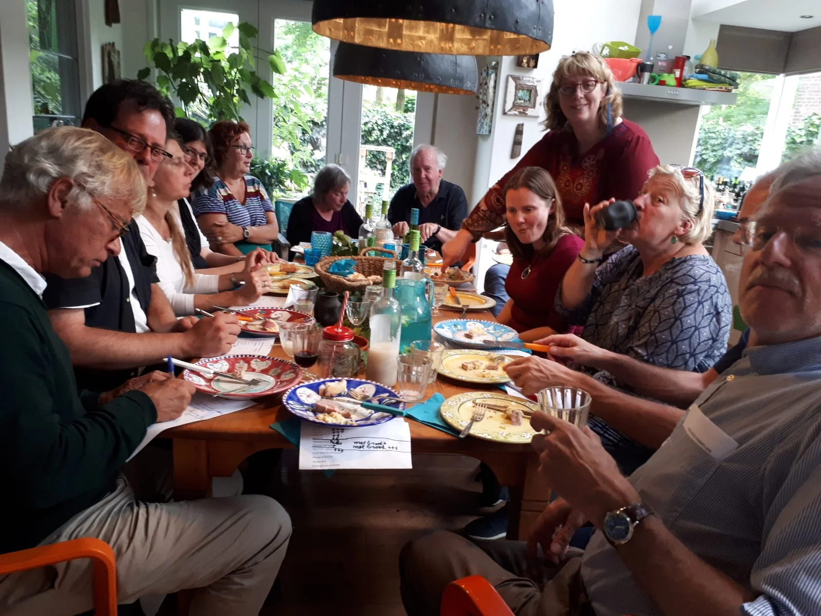 De testgroep van recepten voor het nieuwe kookboek
