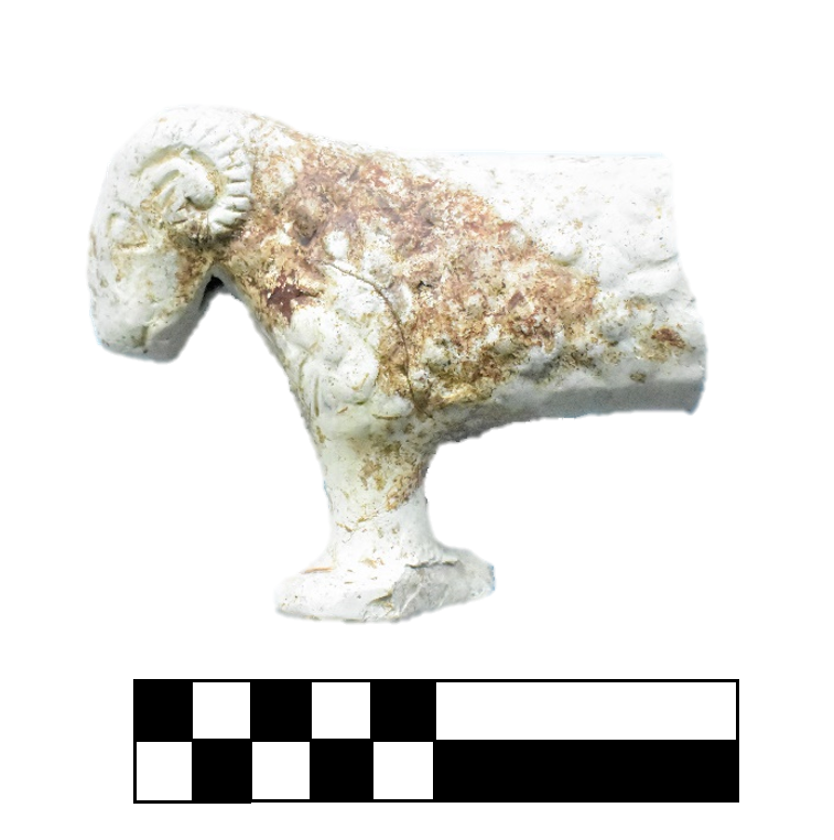 Fragment pijpaarden beeldje ram (foto: Vestigia)