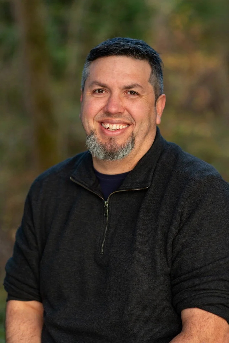 Gil Gutierrez_001_WEB.jpg