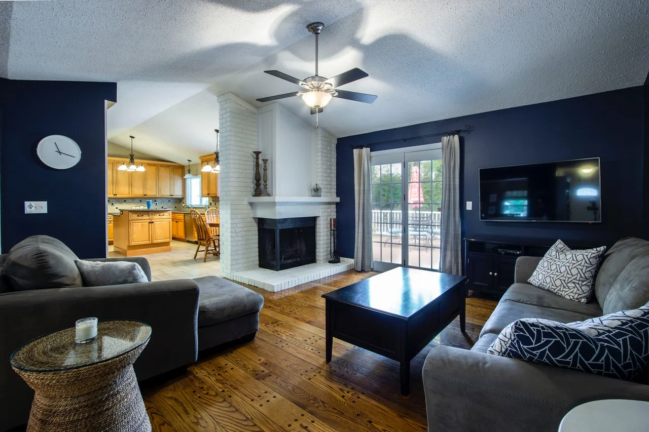 1-wtc-backsplash-cabinets-1439710.jpg