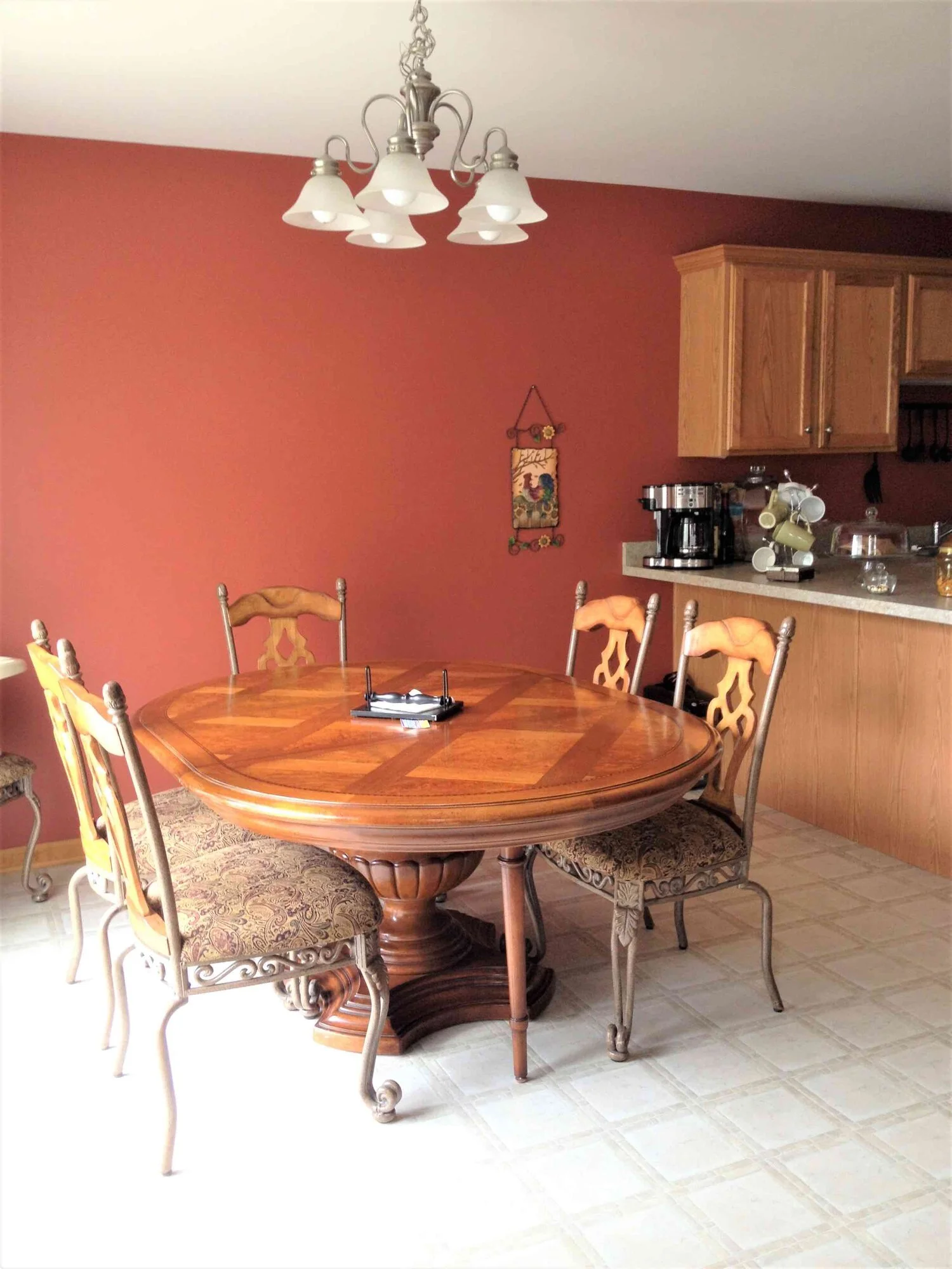 Dining room.jpg