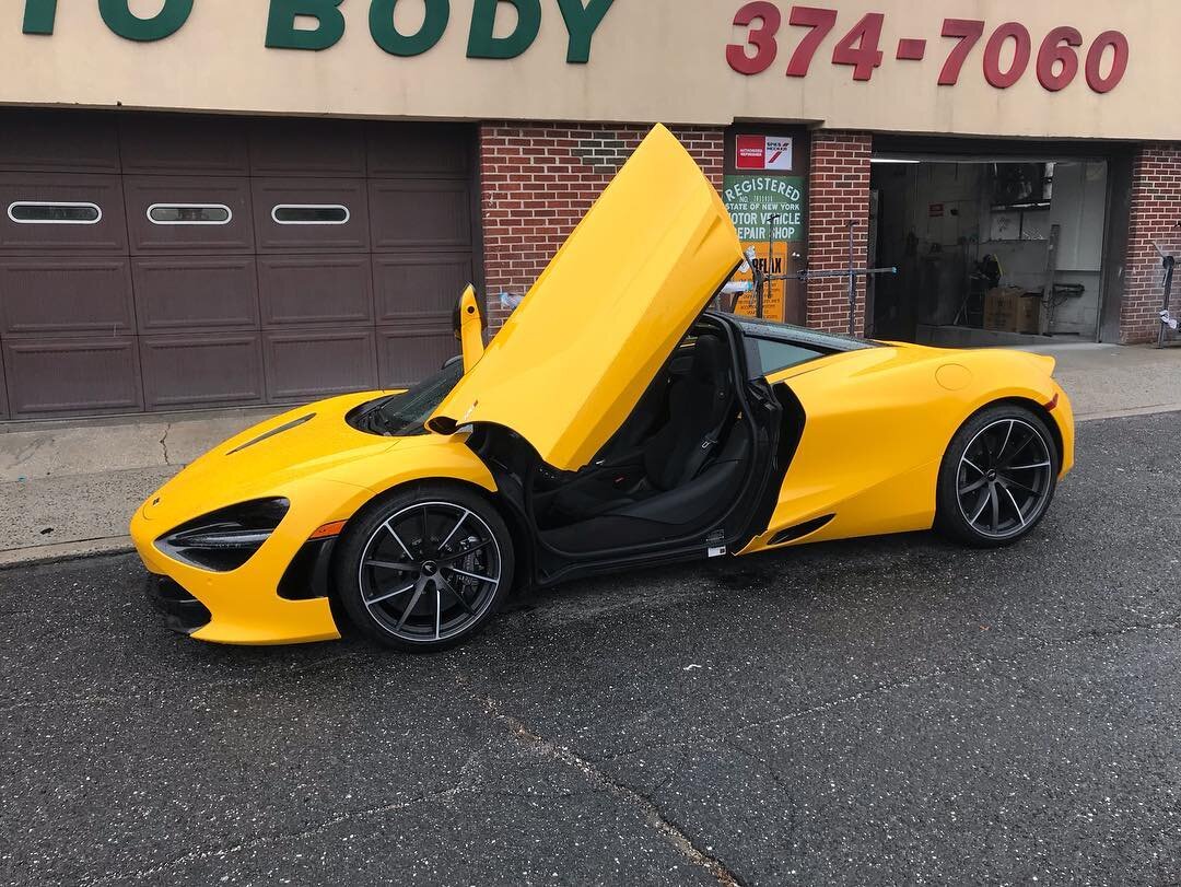 yellow_sports_car.jpg