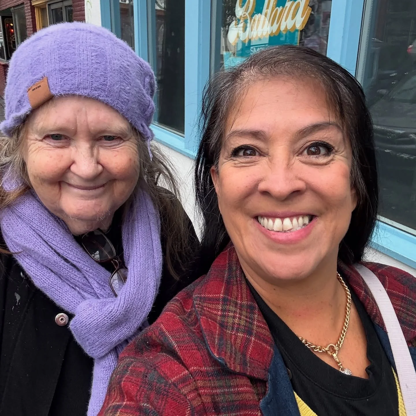 Hope you&rsquo;re all having a relaxing, peaceful and joyous Christmas Eve. Unbelievable but I lost track of dates and woke up not knowing it was Christmas Eve. I had made plans with my friend Bernadette and even though I have a ton of gifts to wrap 